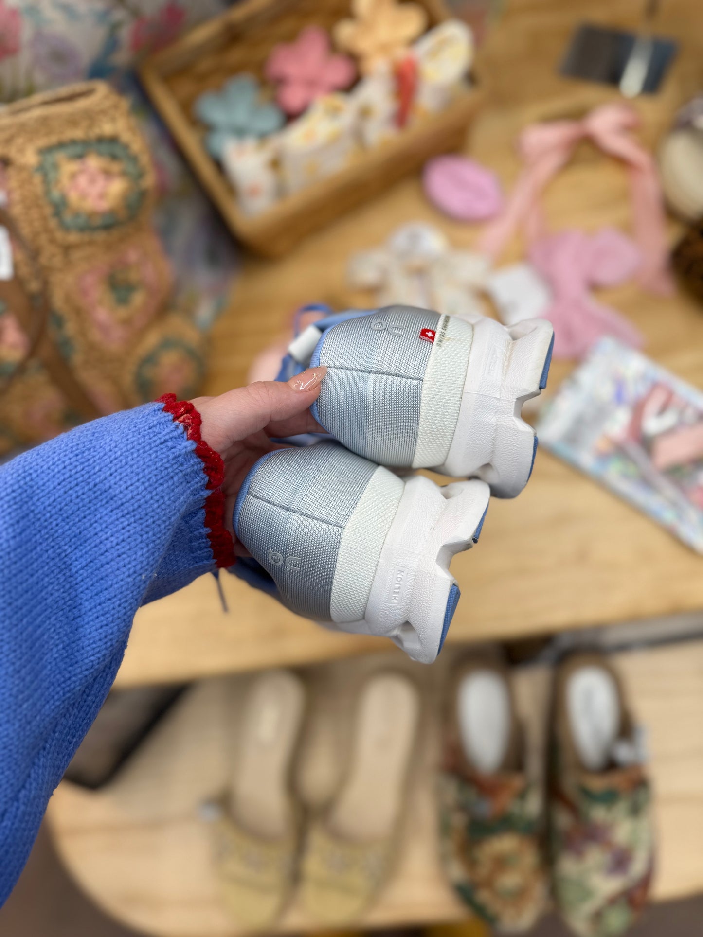 On Cloudsurfer blue/silver/white womens 9.5