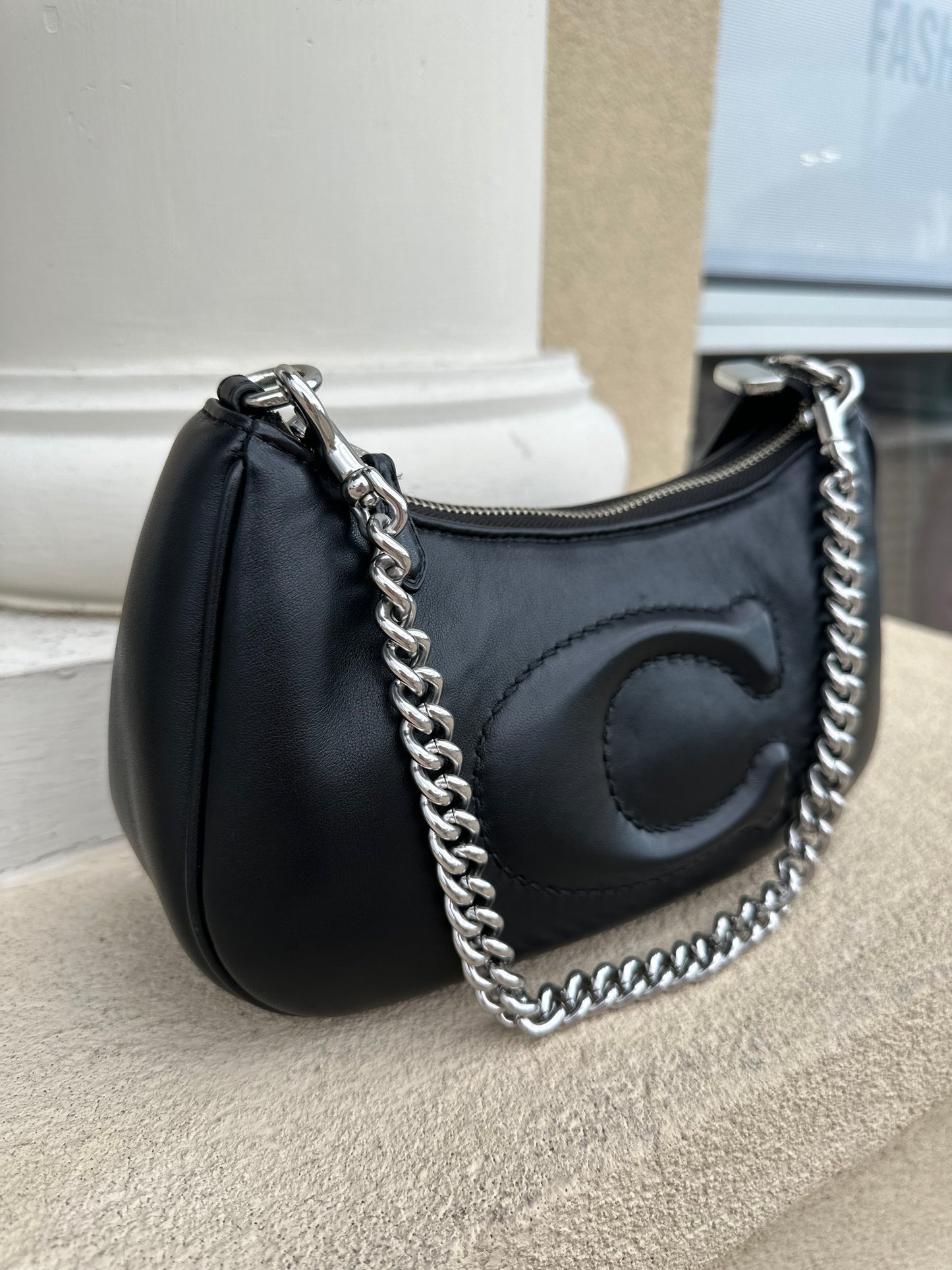 Coach black Teri shoulder chain bag with long strap small wear