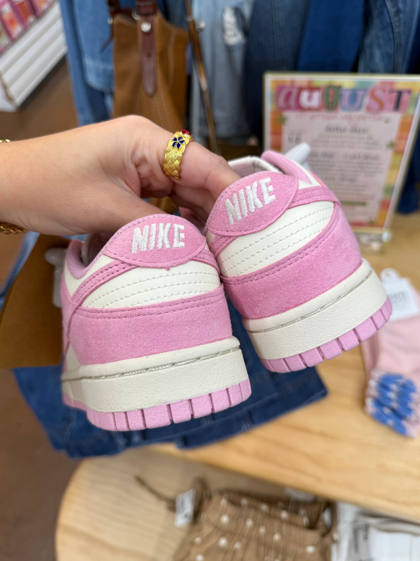 NWT Nike pink sail/rise dunk low size 7.5 women’s
