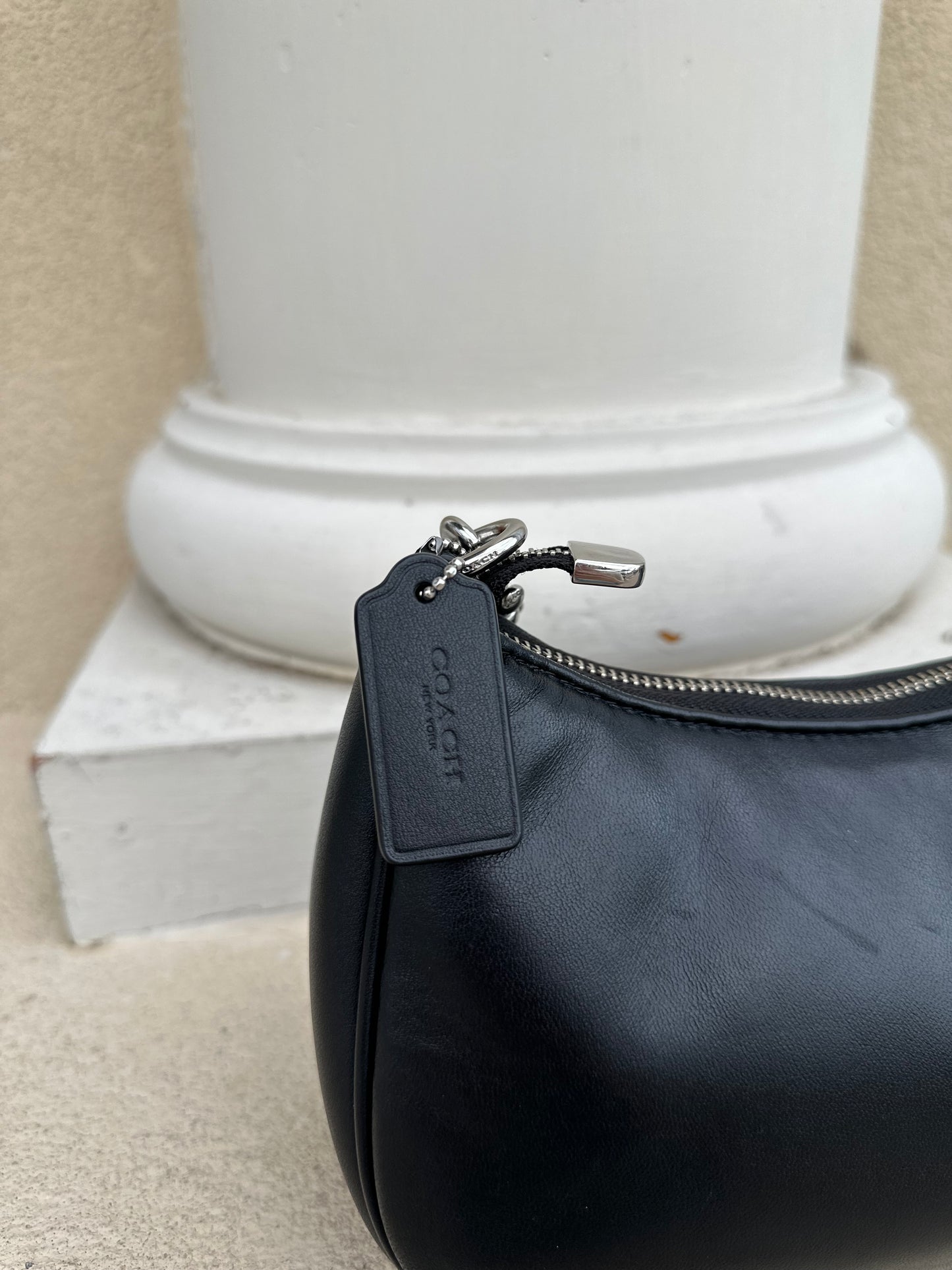 Coach black Teri shoulder chain bag with long strap small wear