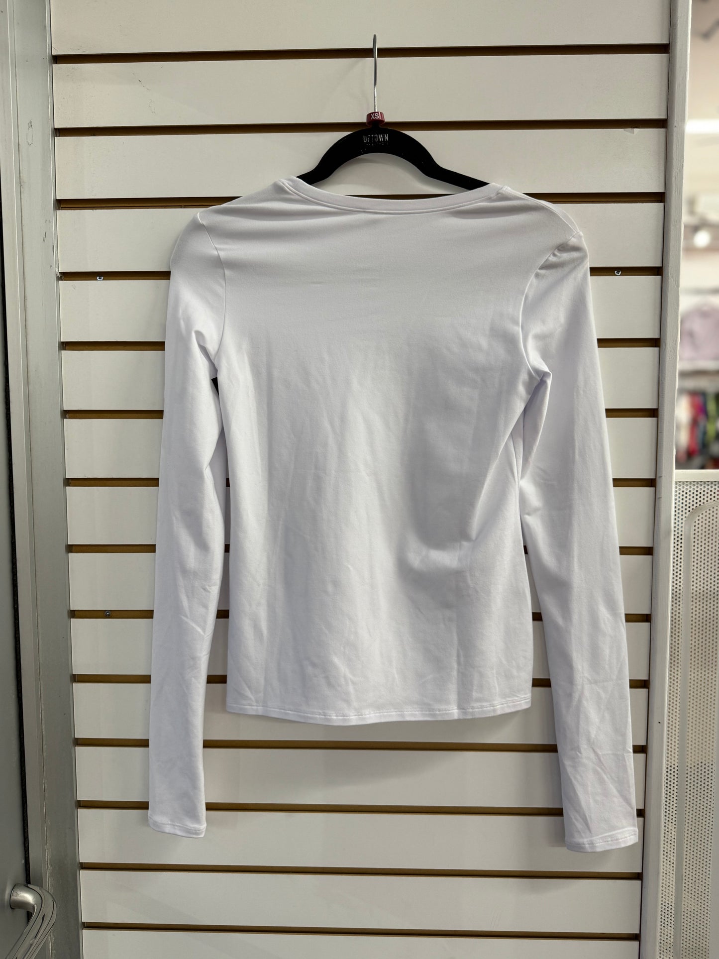 ALO Yoga white long sleeve size XS