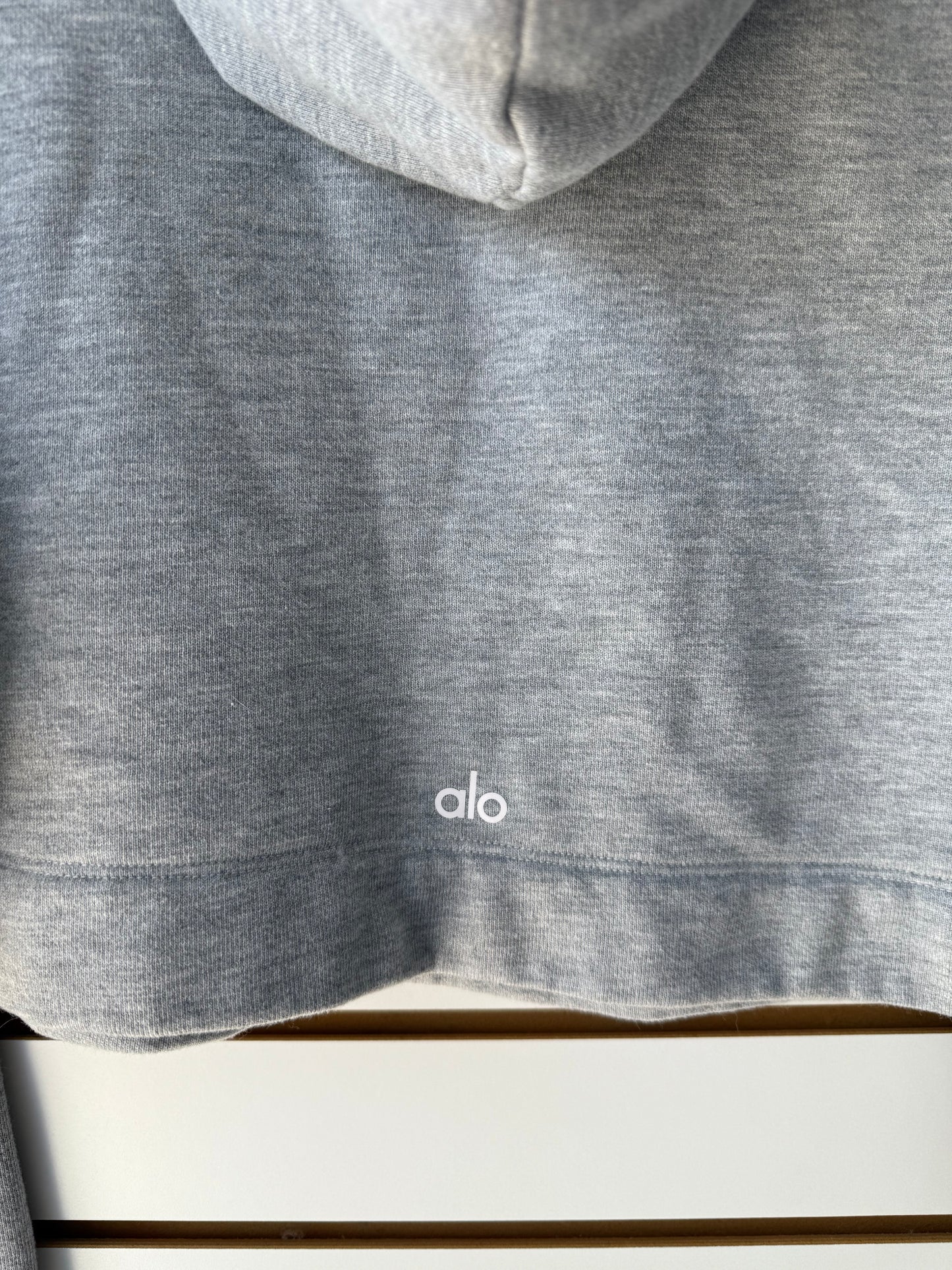 ALO Yoga gray cropped hoodie size XS