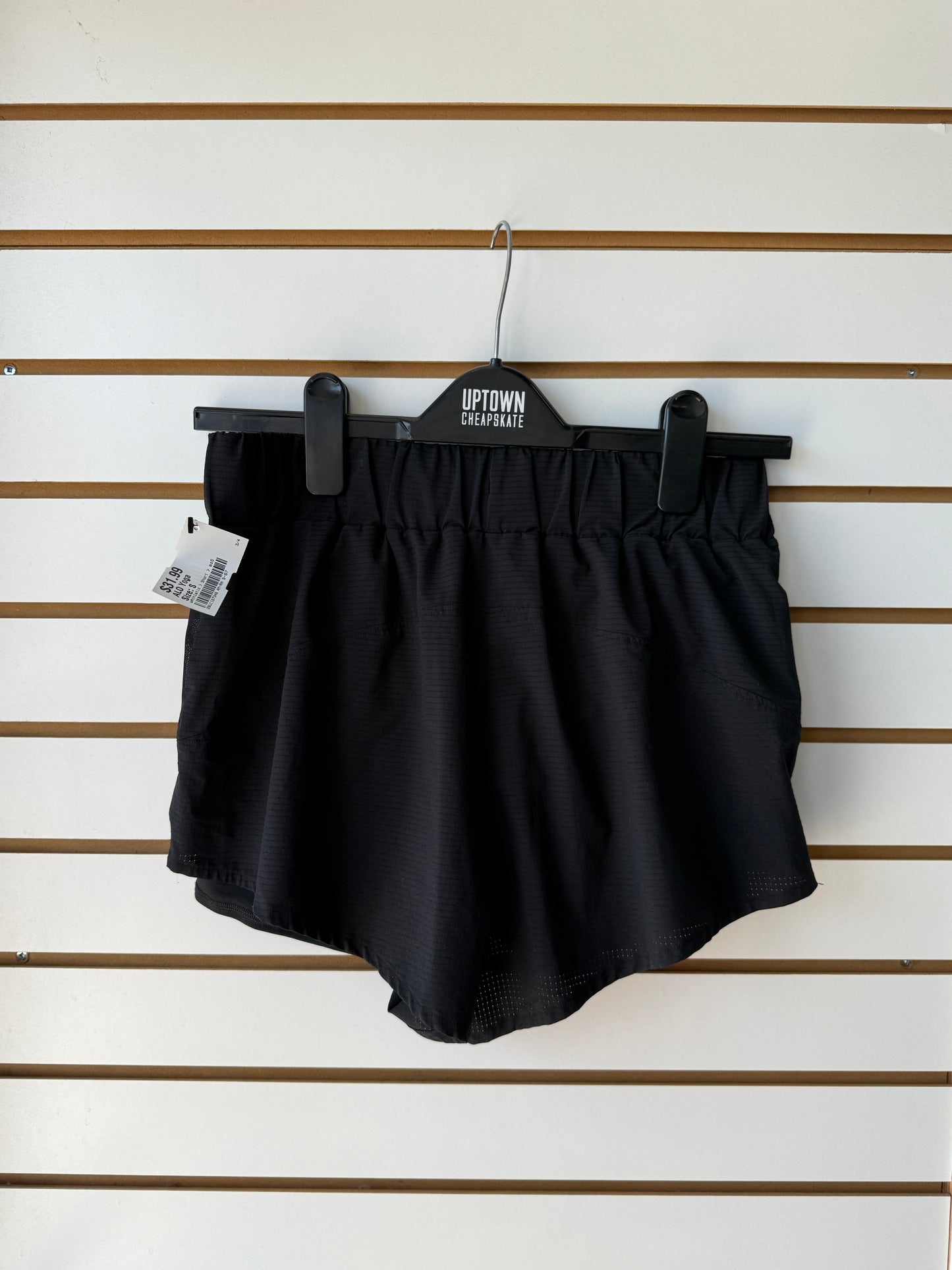 ALO Yoga black mesh shorts size small