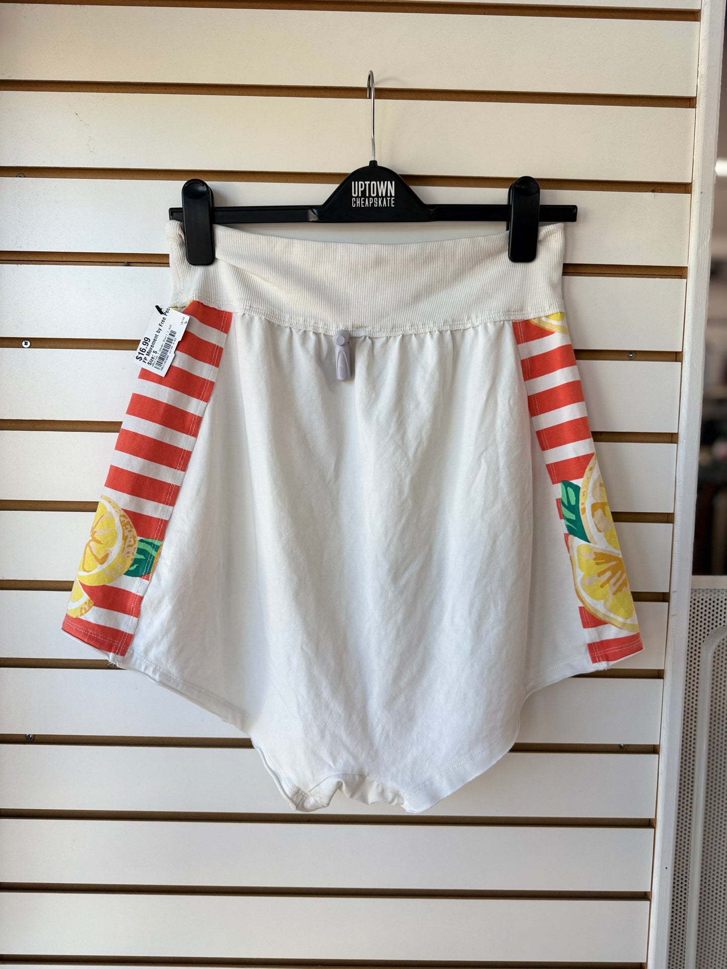 Free People Movement hot shot harem shorts white w/ floral sz small