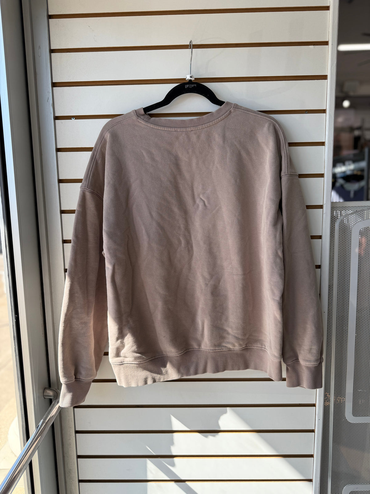 Gold Hinge pullover size medium