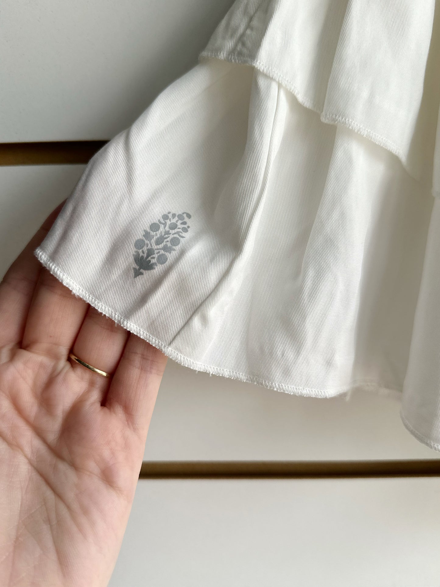 Free People Movement Prima ruffle shorts white sz Small