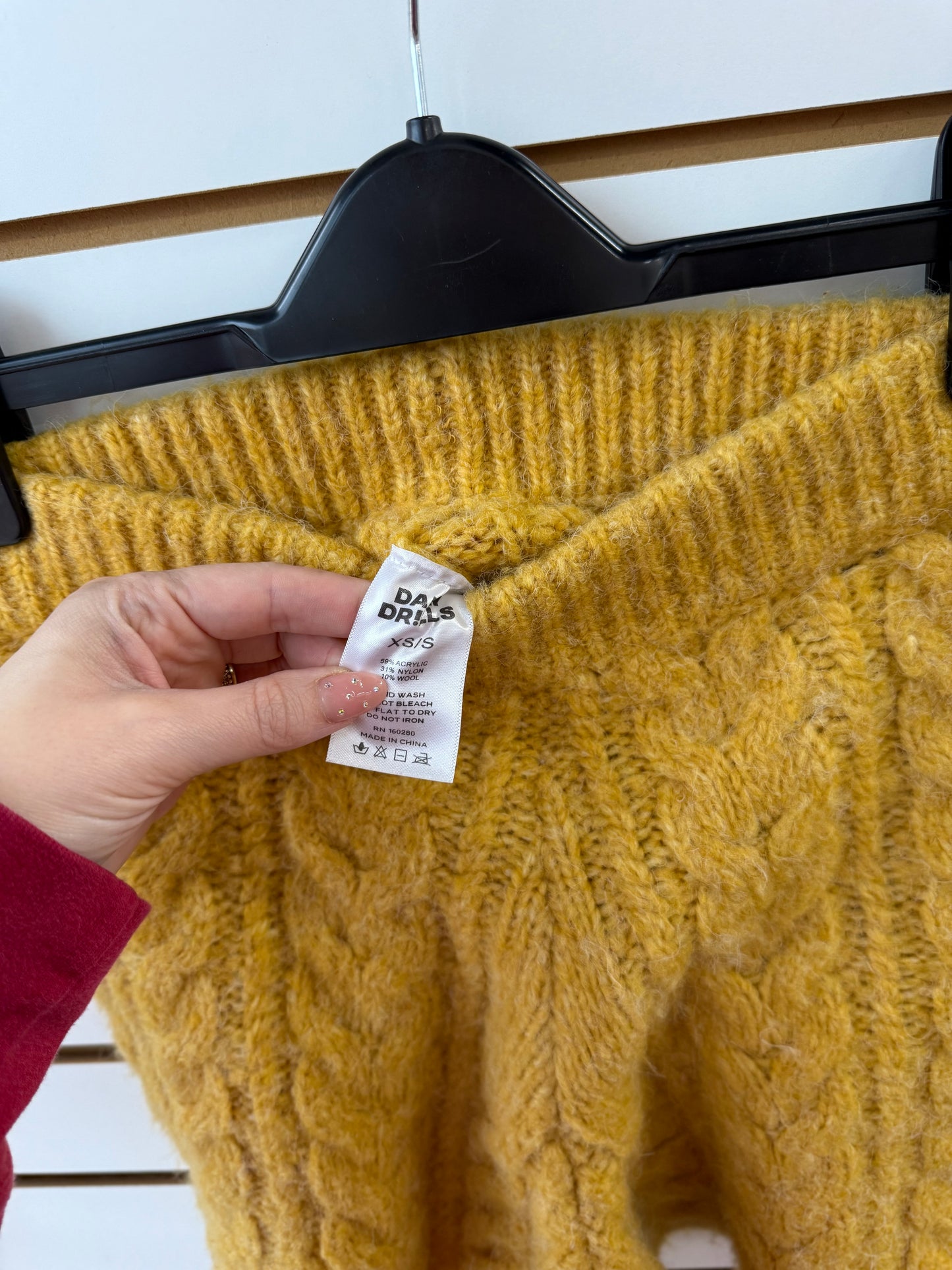 Daily Drills yellow cable knit shorts size XS/S