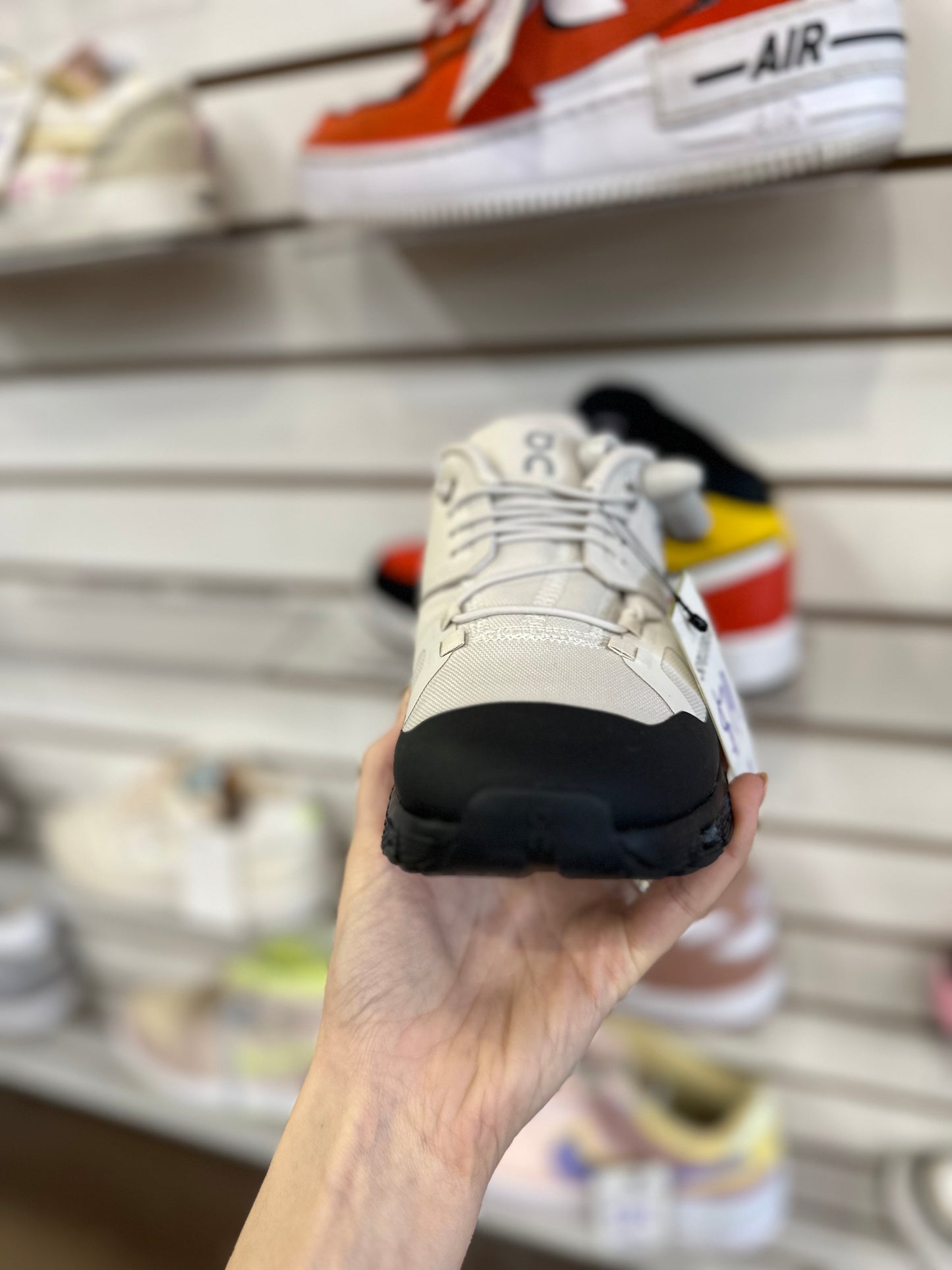 Women’s On Cloud 5 Ready in pearl/magnet sz 7 (RESERVED)