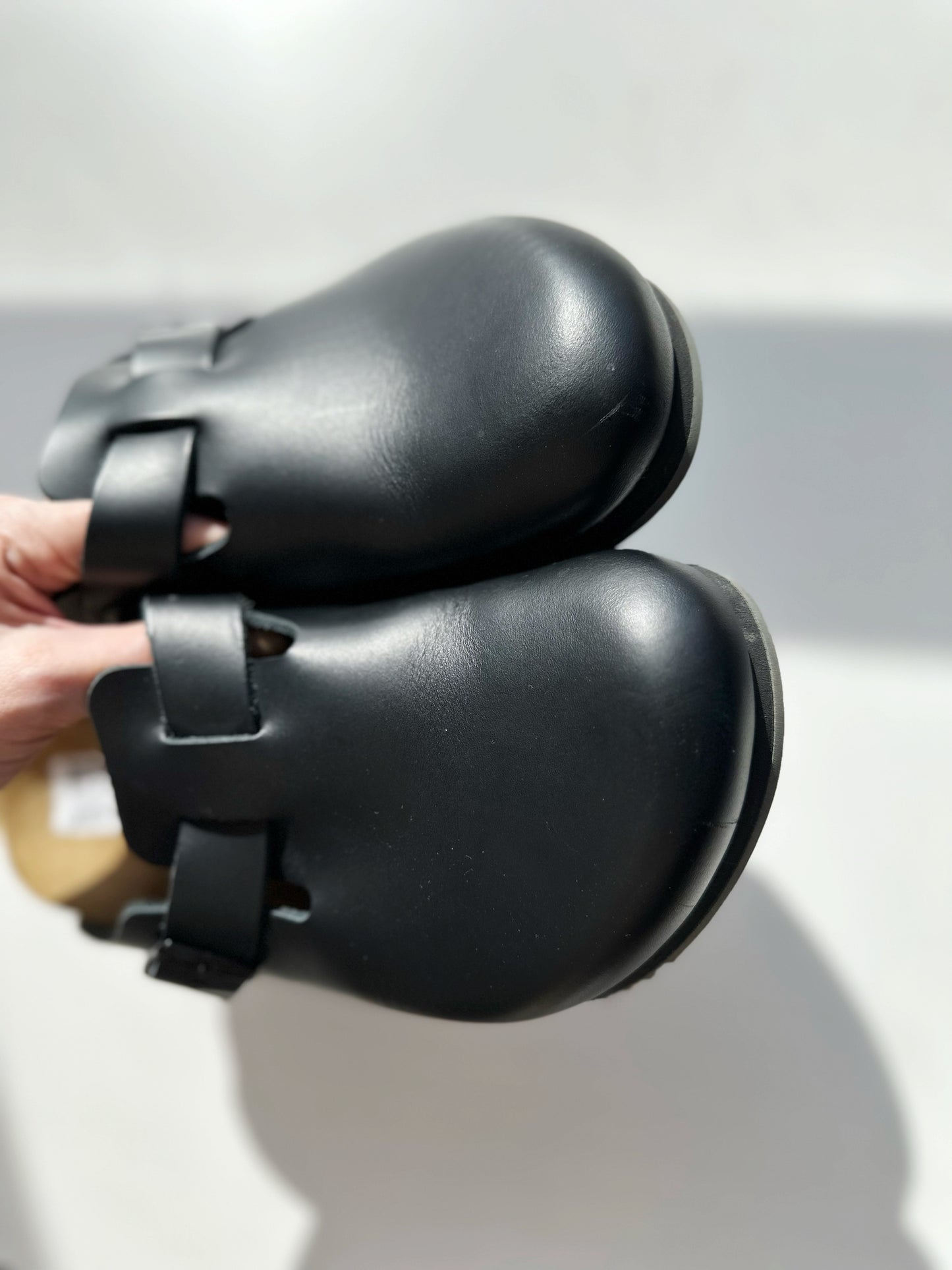 Birkenstock Boston clogs black leather super grip (women’s 7/38)
