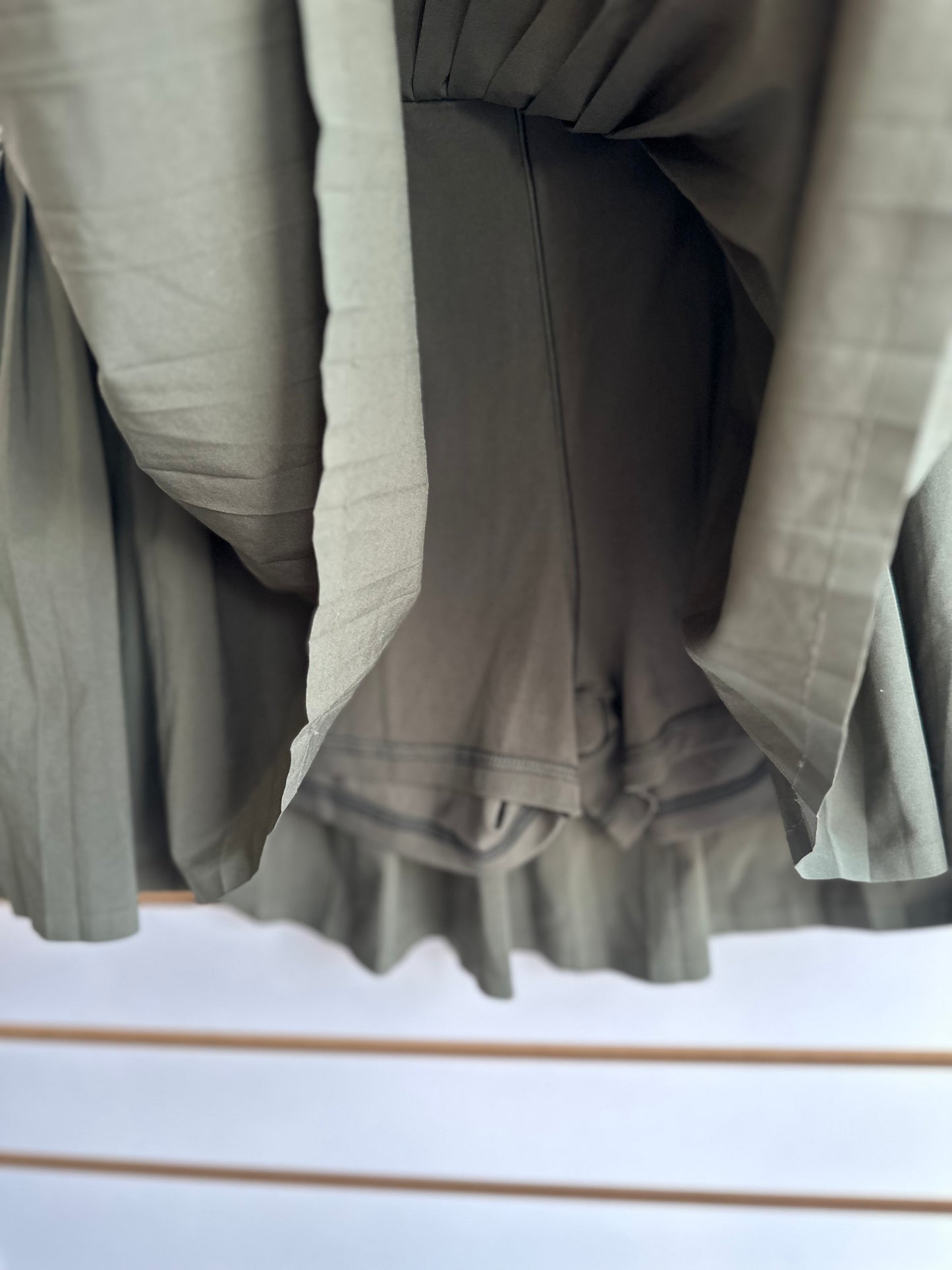 Aerie Offline green pleated skirt size XL