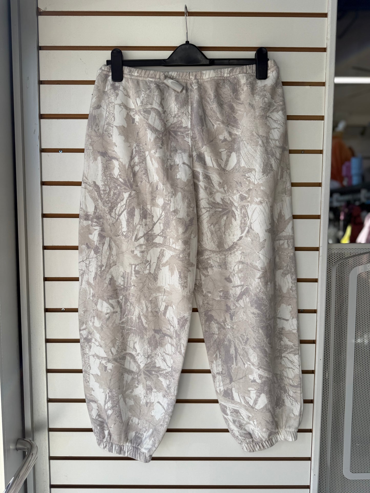 Hollister camo jogger sweats size medium