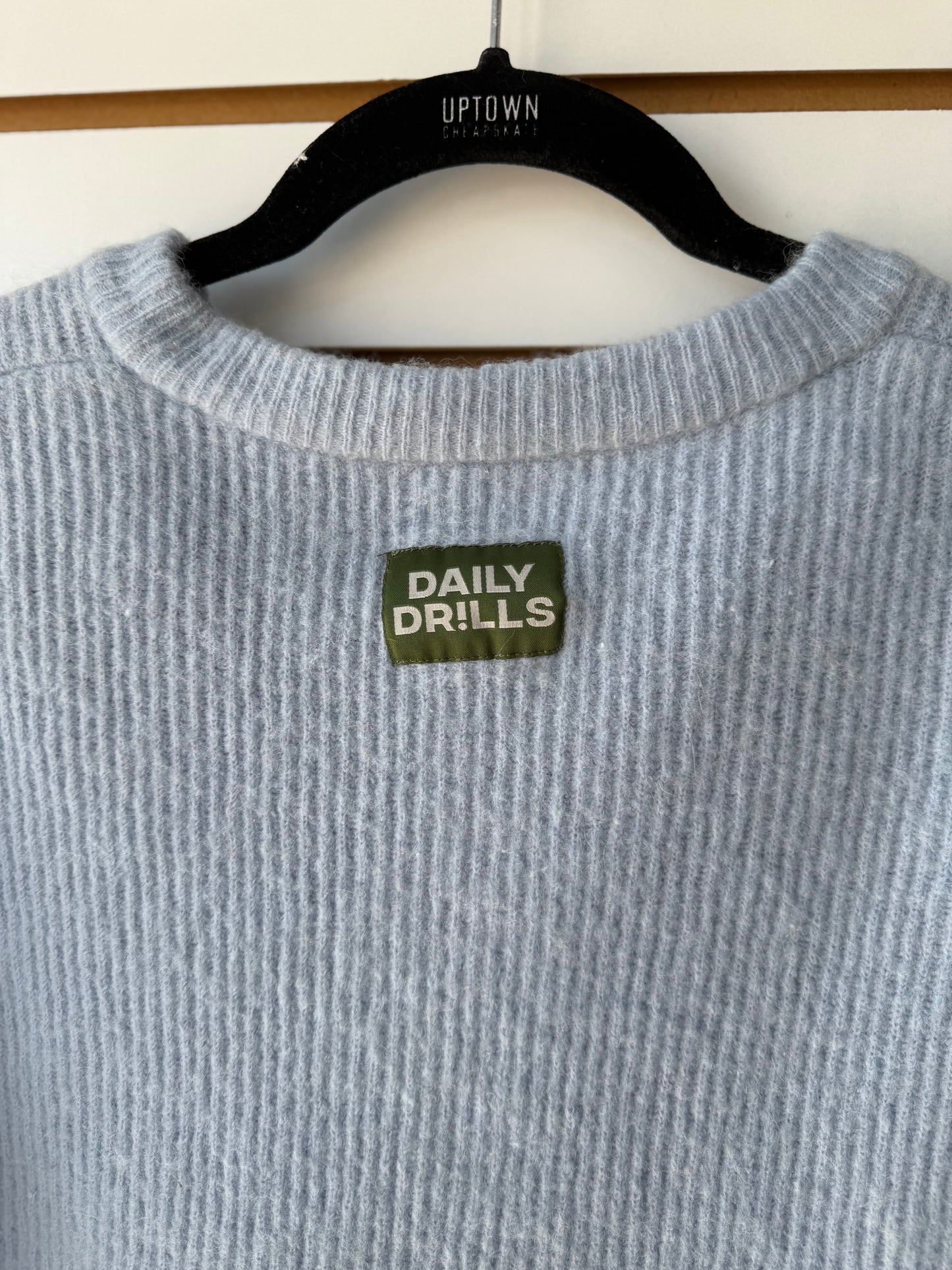 Daily Drills single button blue open top size M/L