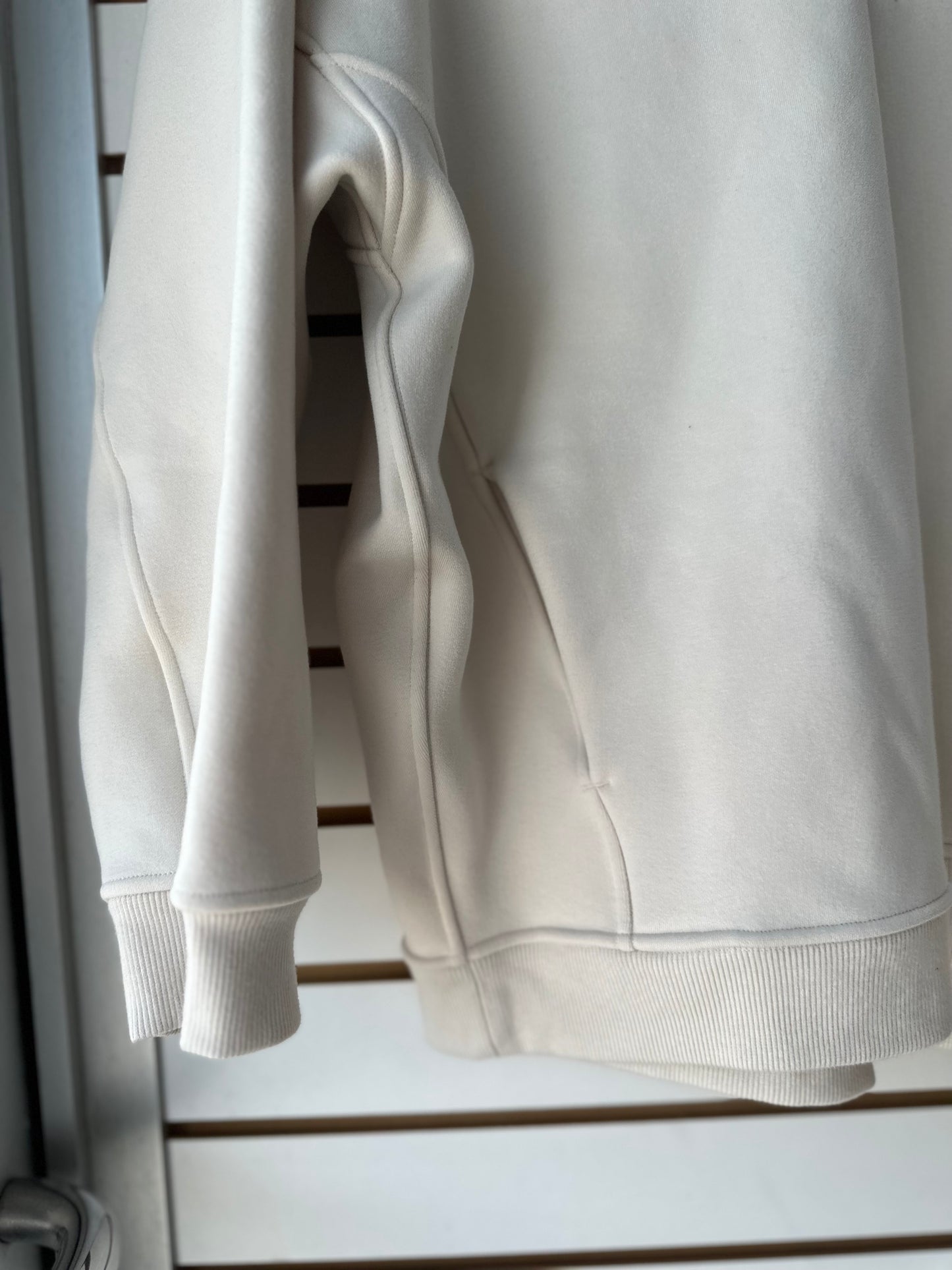 Lululemon cream half zip thick fleece sweatshirt size M/L