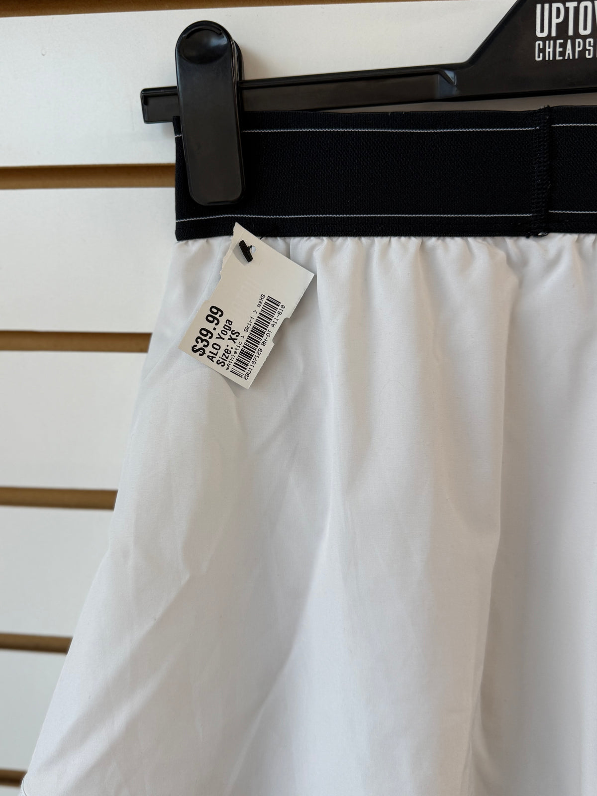 ALO Yoga white match point tennis skirt (no tag, size XS)