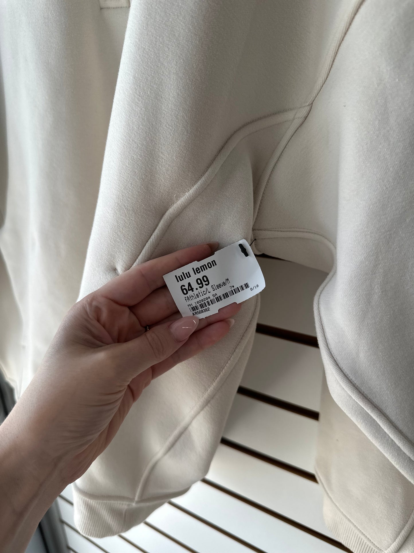 Lululemon cream half zip thick fleece sweatshirt size M/L