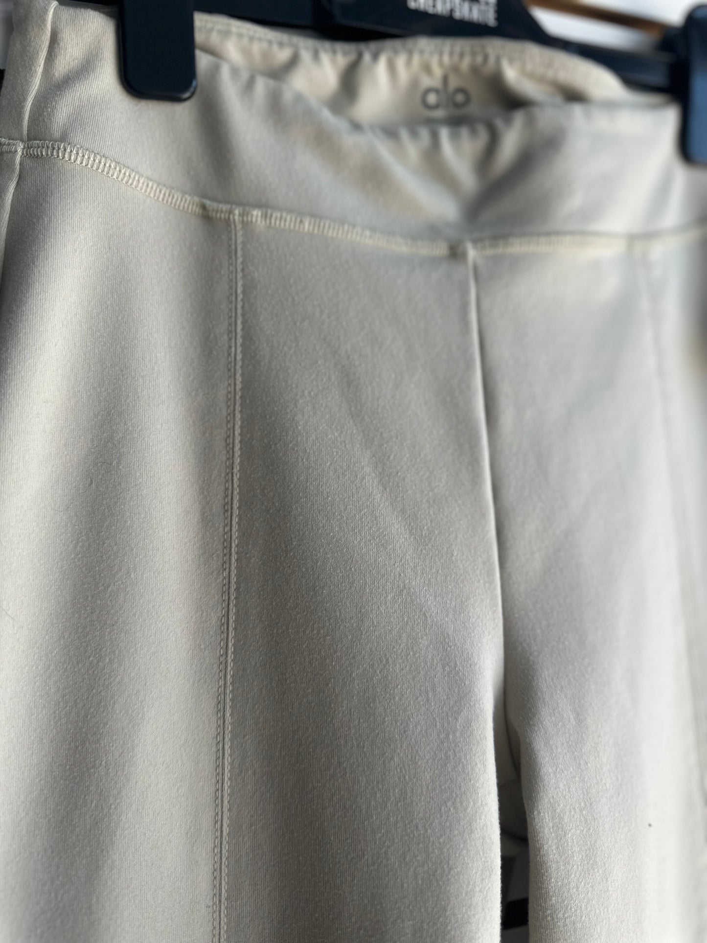 Alo Yoga Airbrush High-Waist Flutter Flare Leggings sz Small