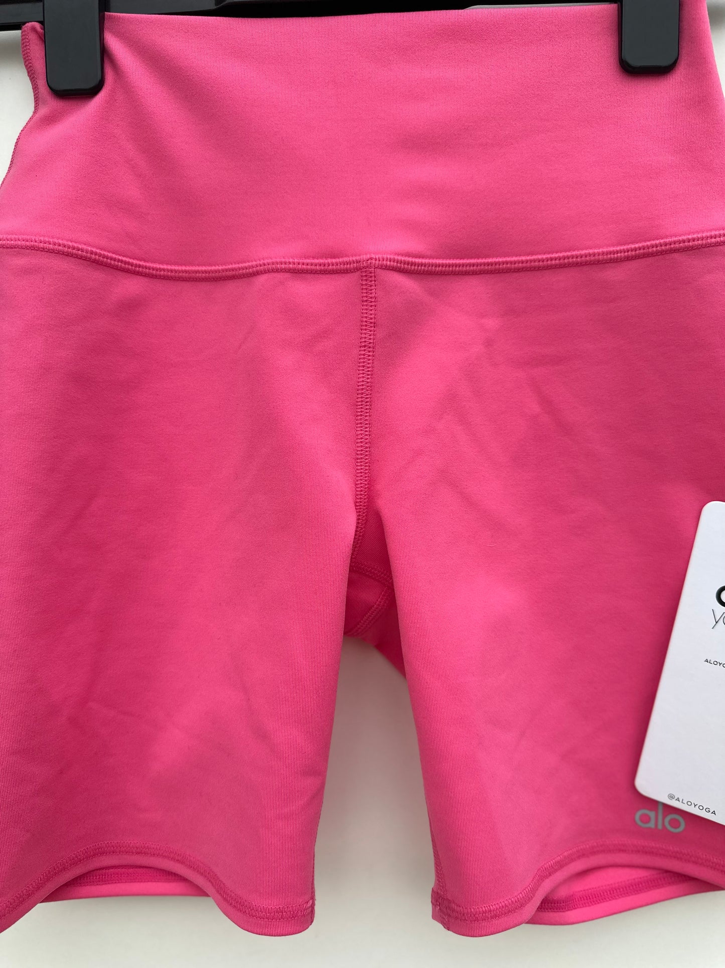 Alo Yoga NWT high waist biker shorts hot pink (small)