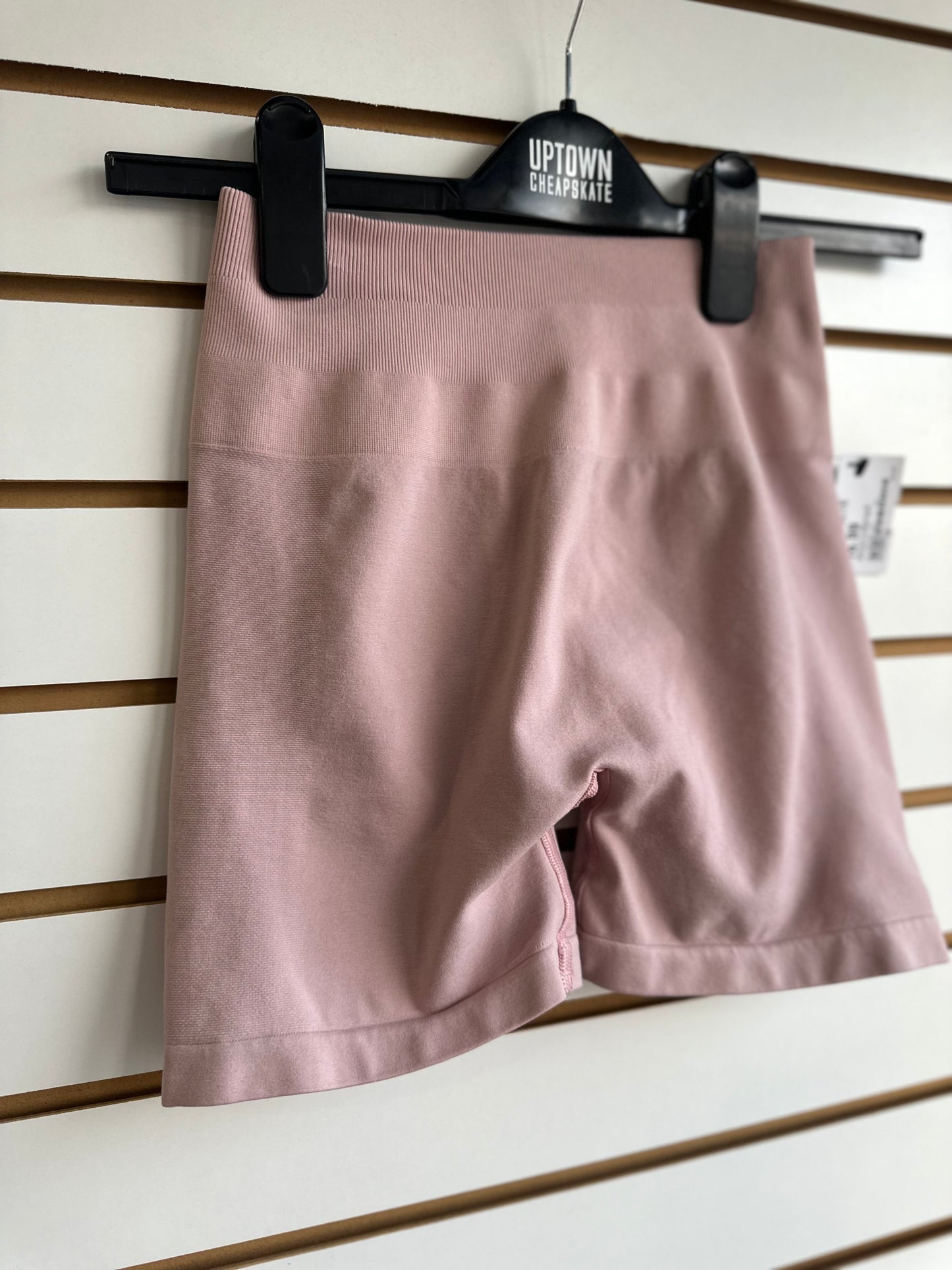 Alphalete Amplify pink shorts sz Small