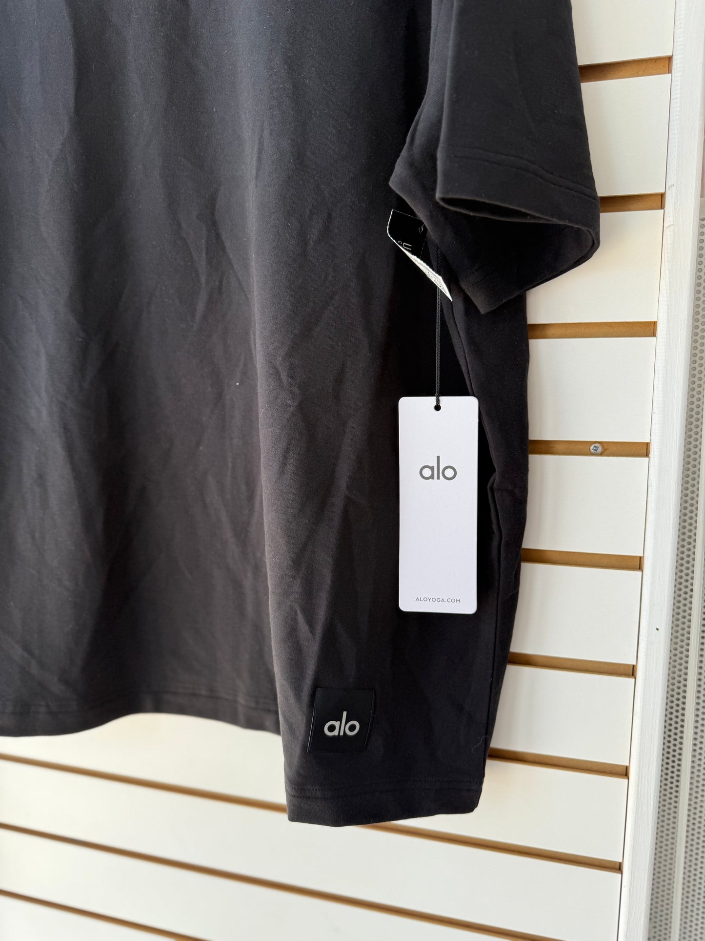 NWT ALO Yoga black double take short sleeve size XL