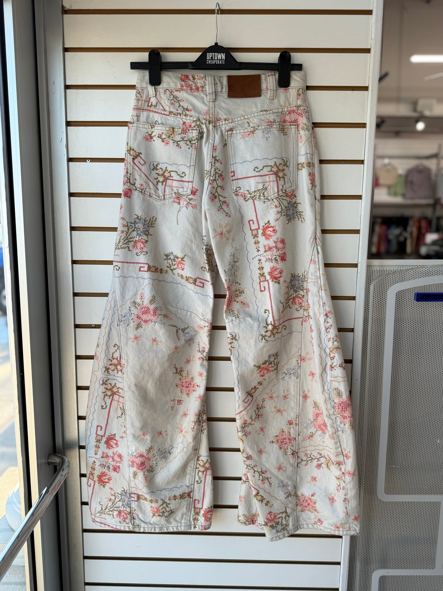 RESERVED We the Free Eden Printed High Ivory Combo Cross Stitch Slouchy Jean sz 25