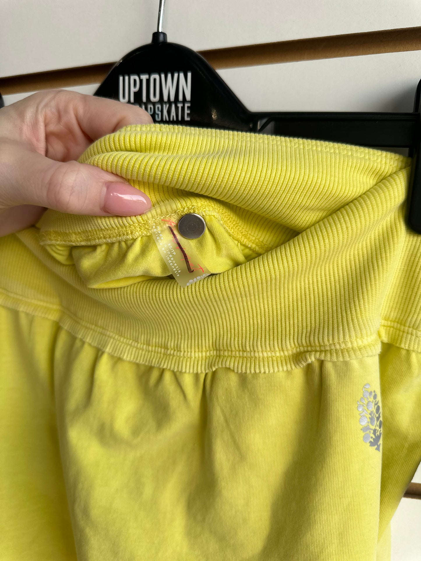 Free People Movement Hot Shot Harem shorts yellow size XS