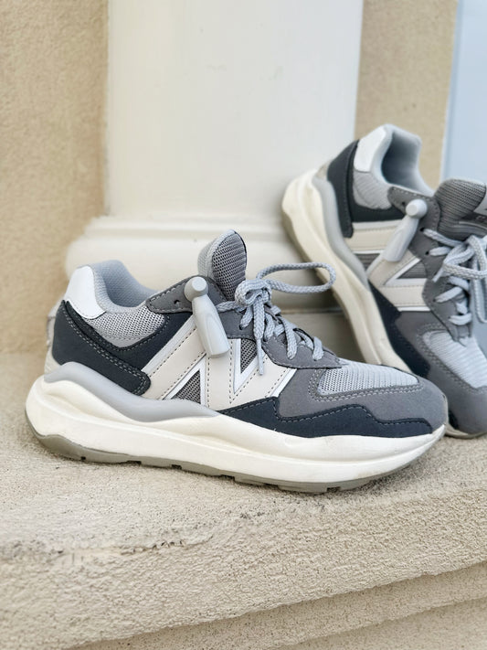 New Balance 57/40 gray size boys 5