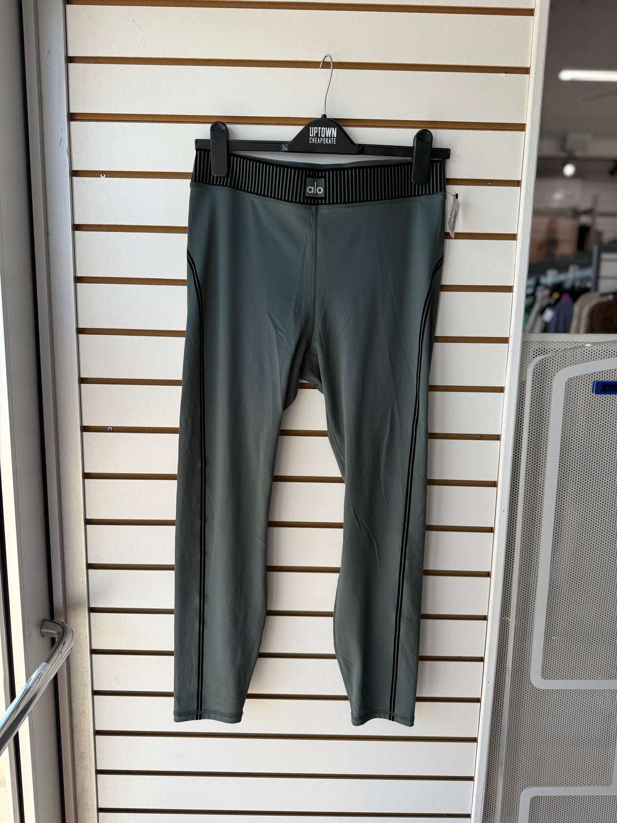 ALO Yoga airlift leggings size large