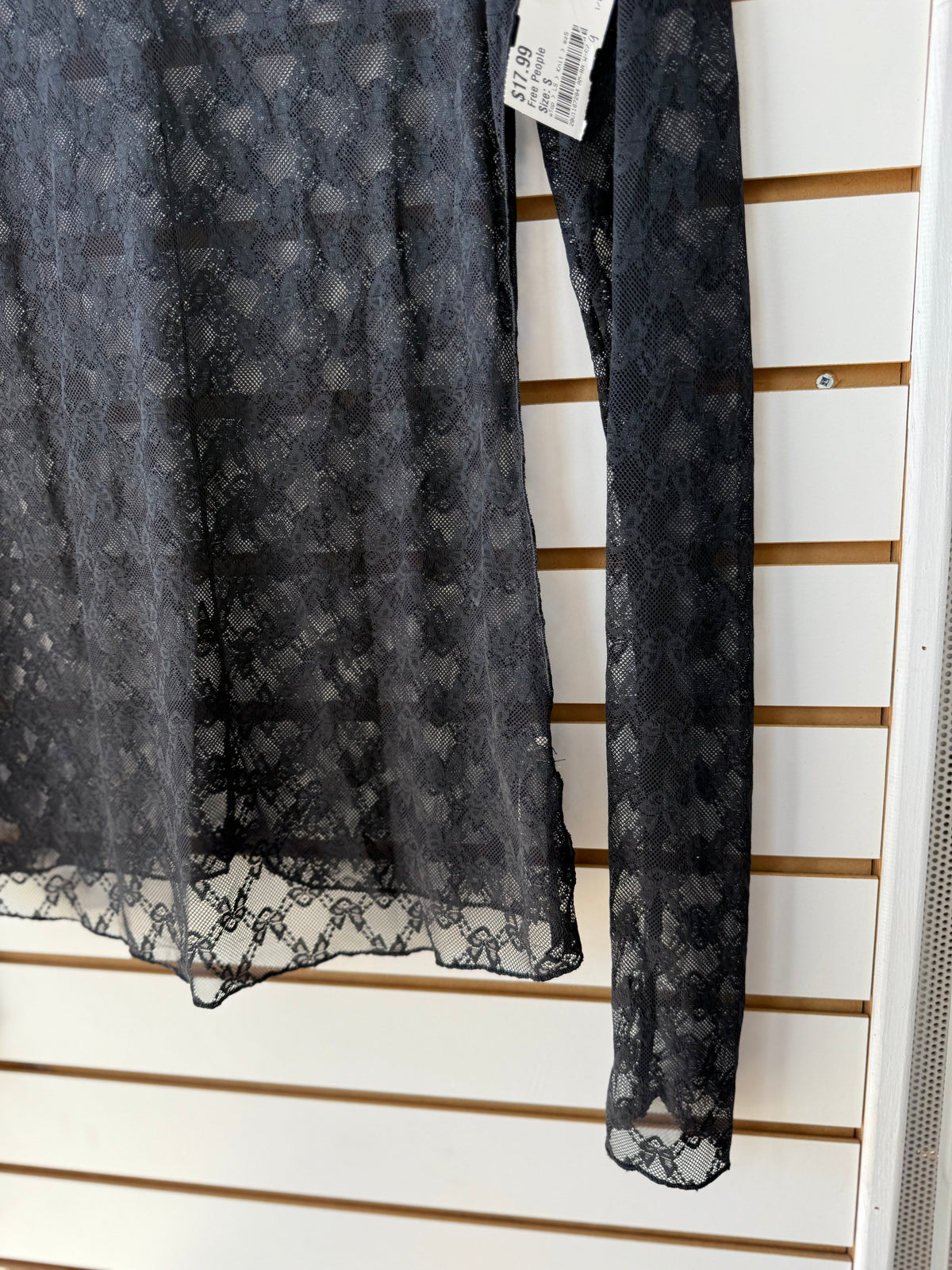 Free People black lace long sleeve size small