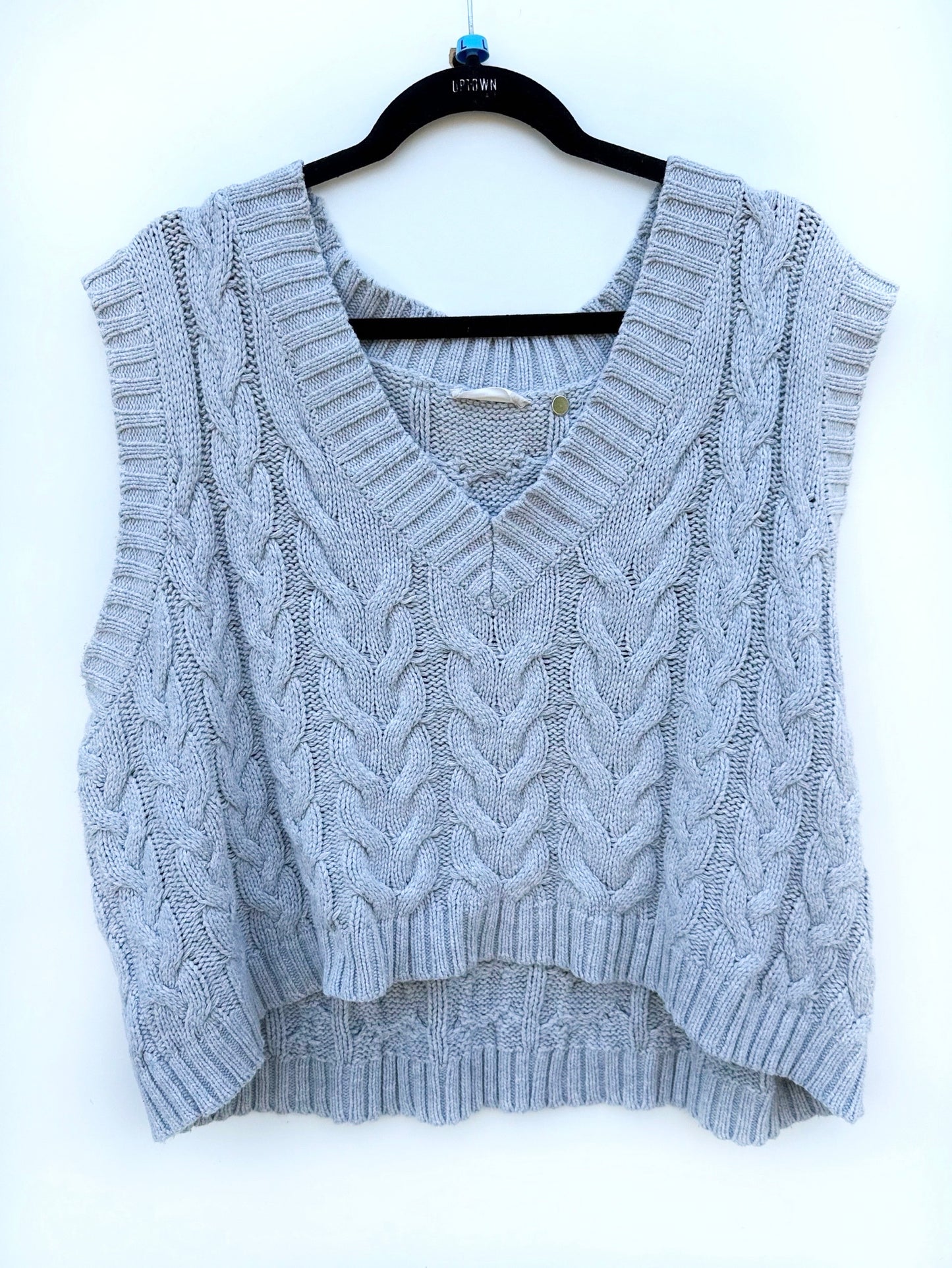 Altar’d State gray knit sweater vest (large)