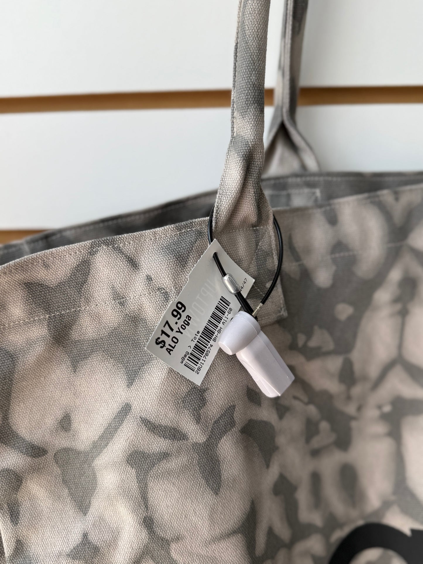ALO gray totebag