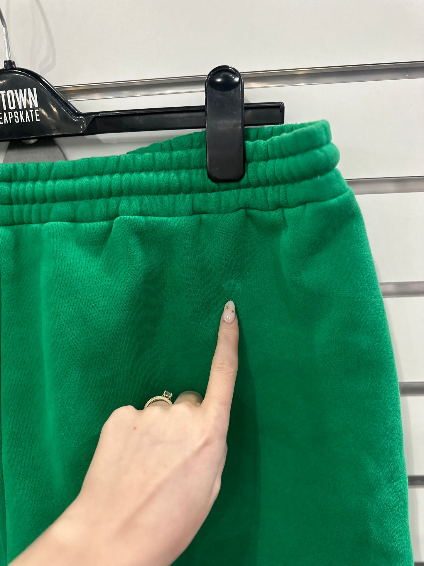 White Fox Offstage green lounge shorts XXL