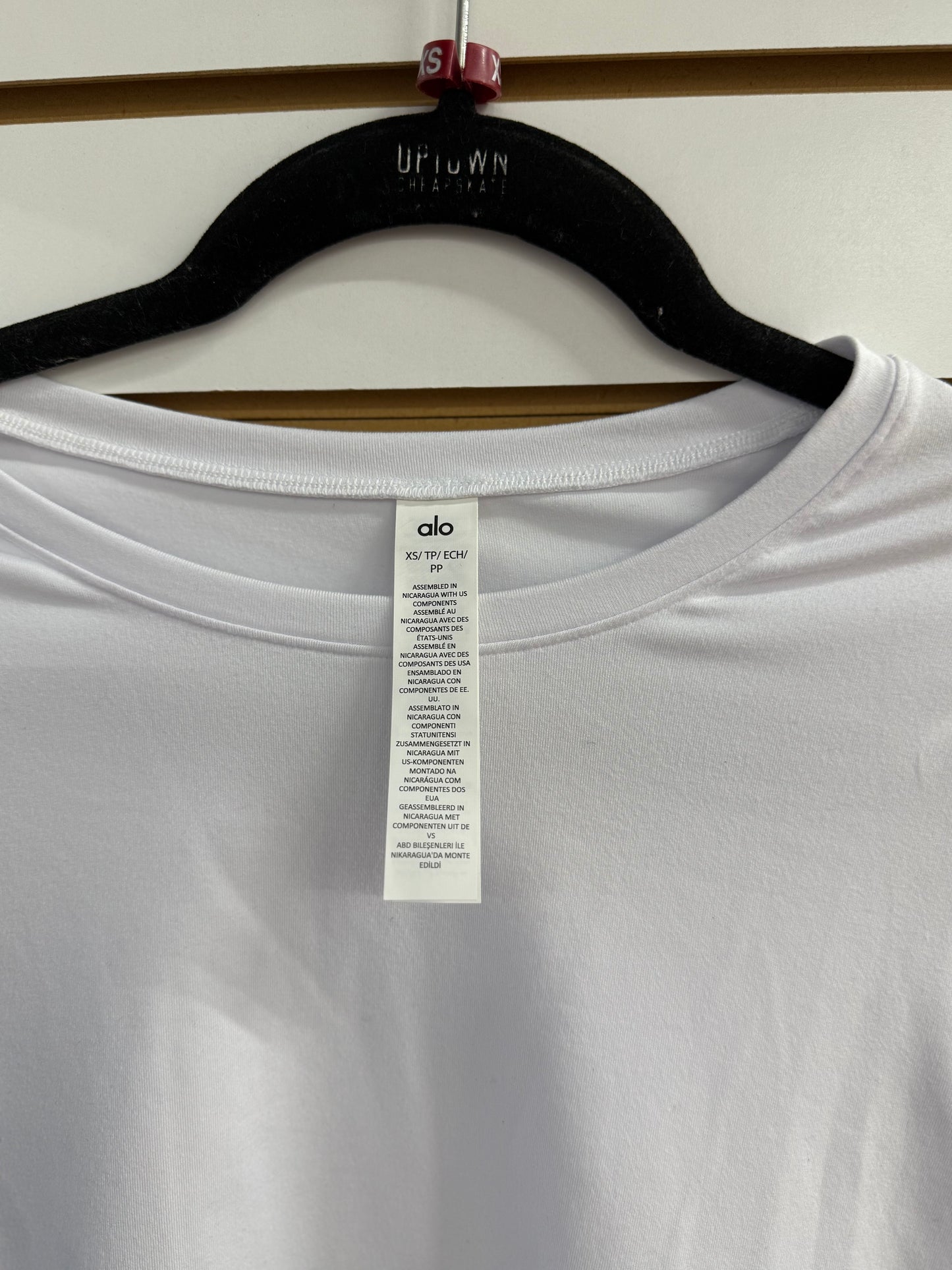 ALO Yoga white long sleeve size XS