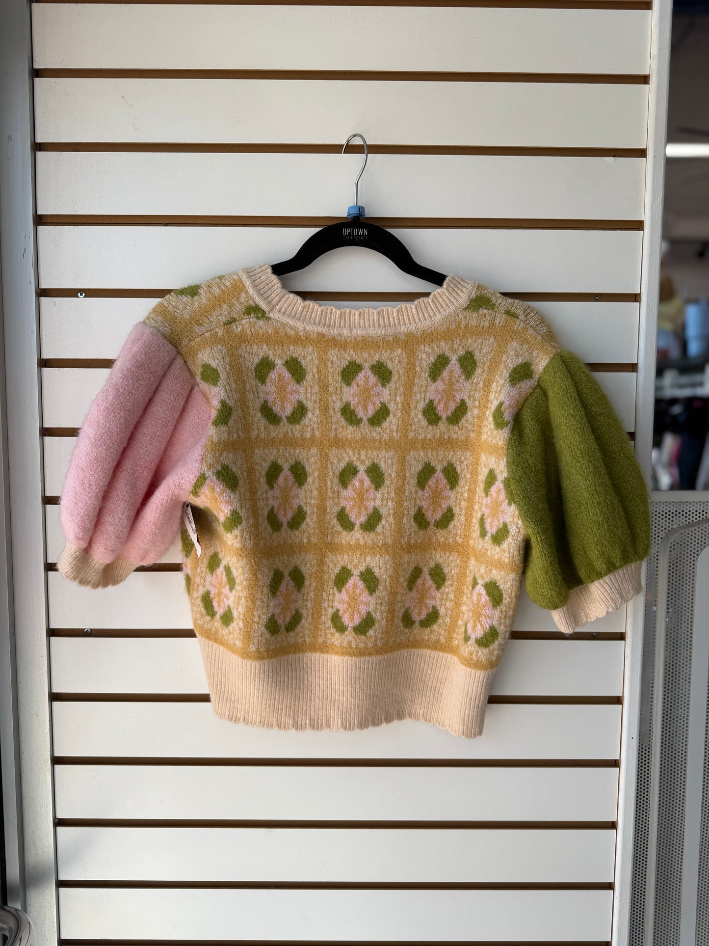 NWT Zara cropped floral sweater size large
