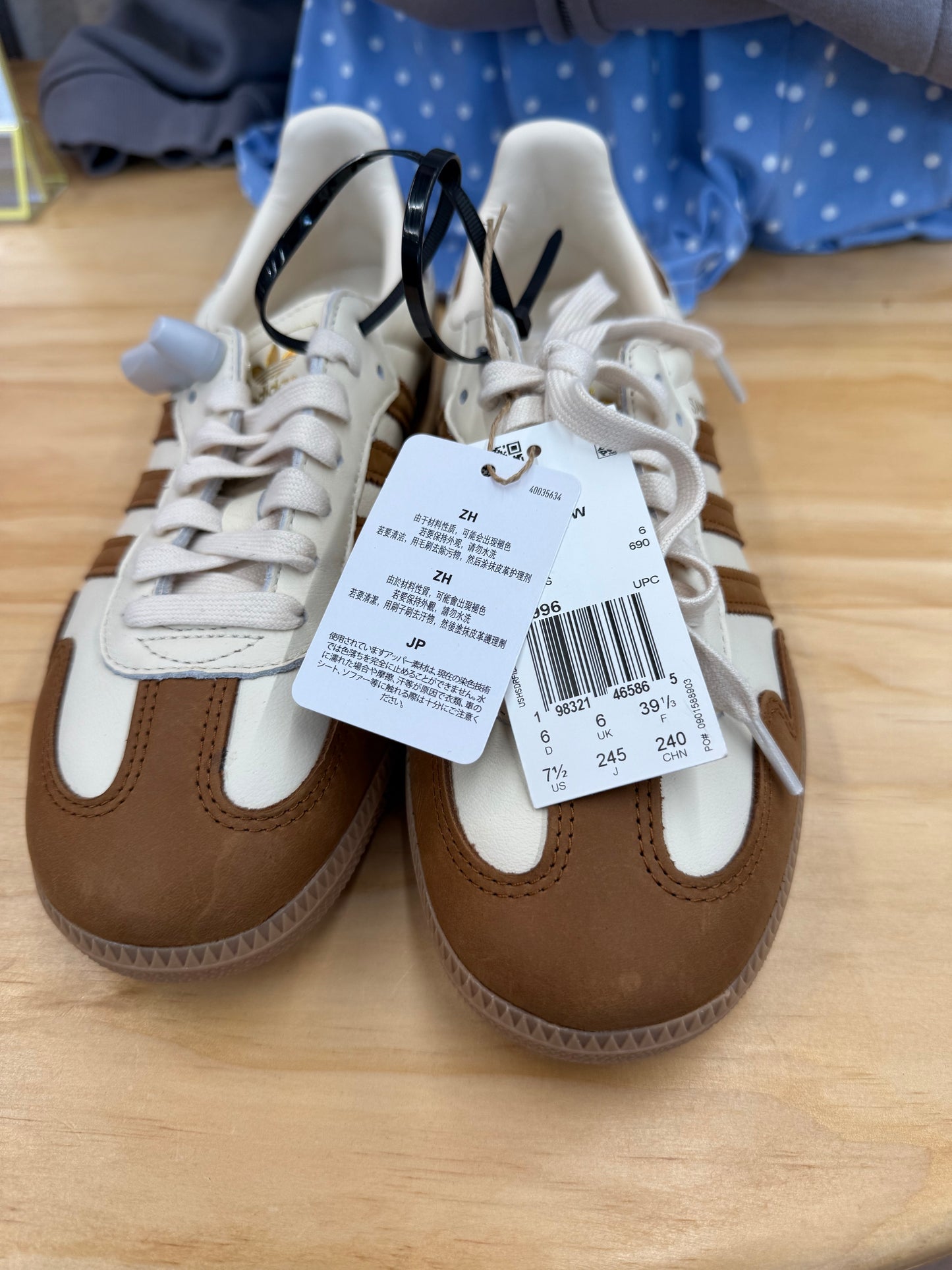 NWT Adidas Samba OG Sneaker women’s size 9