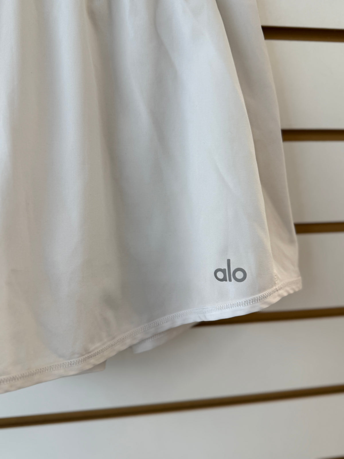 ALO Yoga white match point tennis skirt (no tag, size XS)