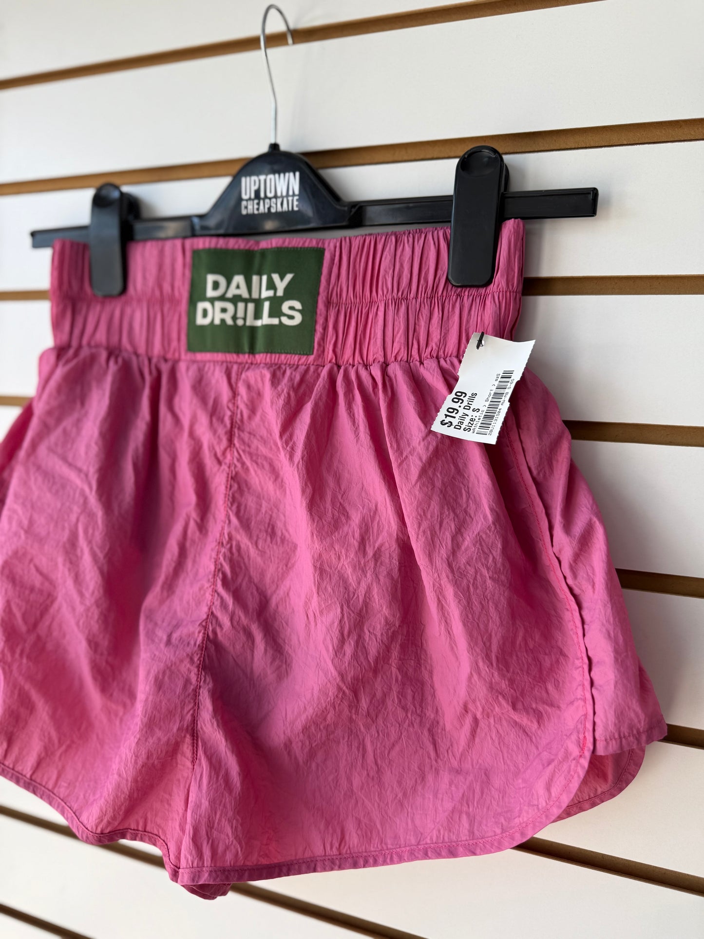 Daily Drills hot pink shorts size small