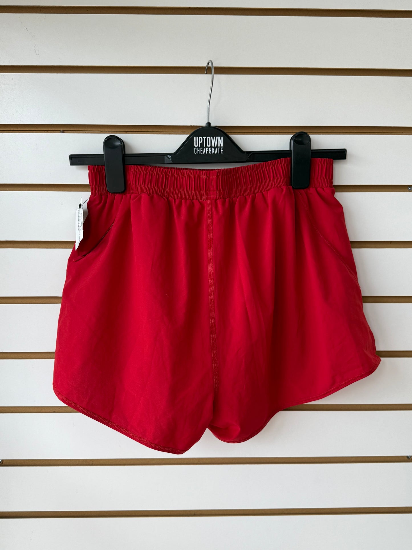 ALO Yoga red shorts sz small