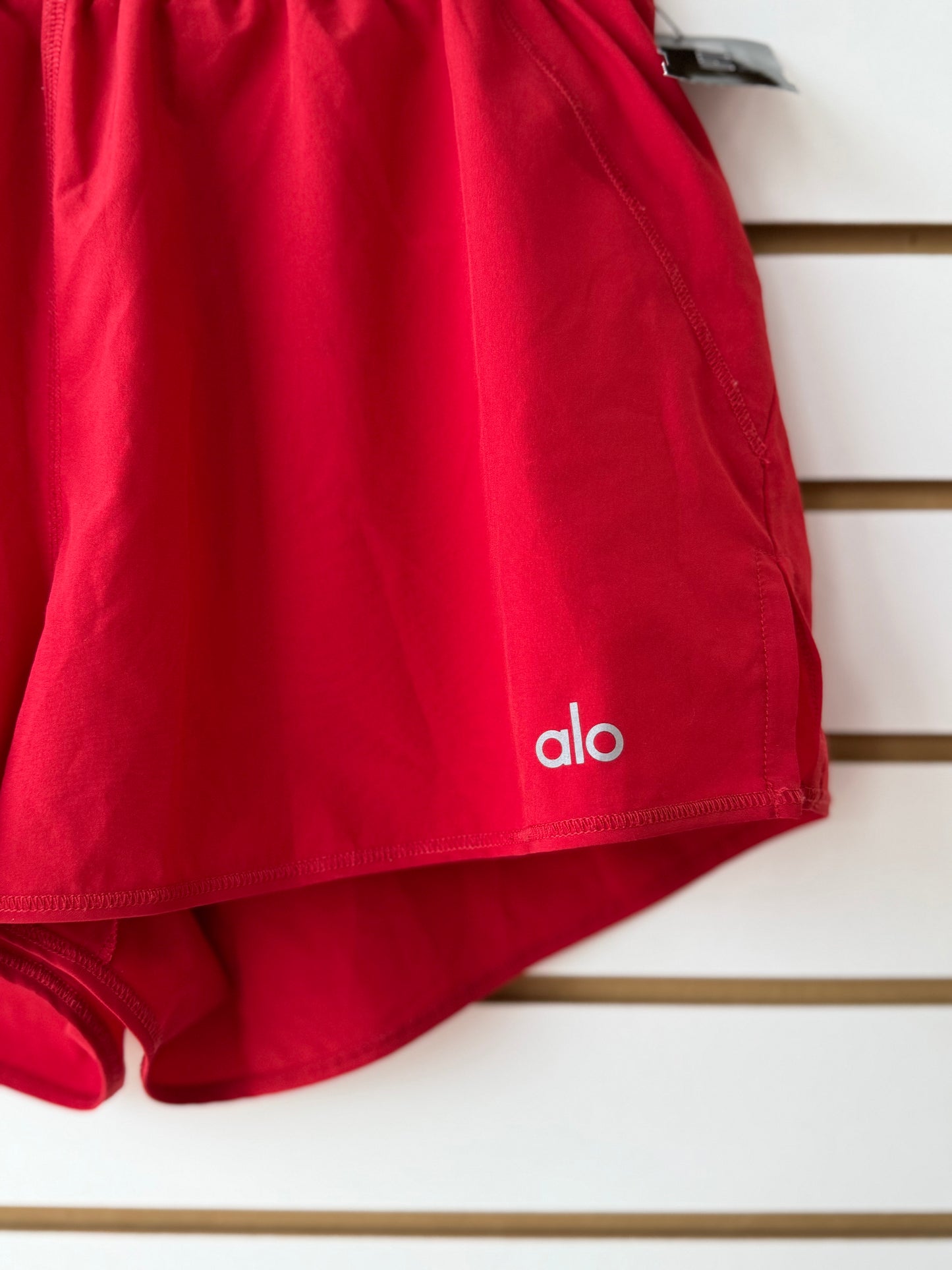 ALO Yoga red shorts sz small