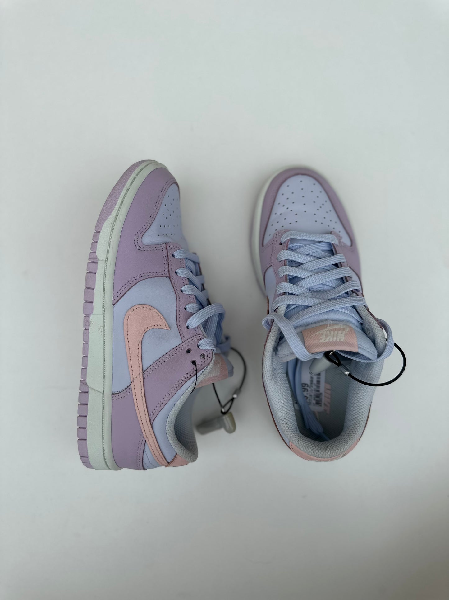 Nike Women’s Dunk Low Easter (6.5)