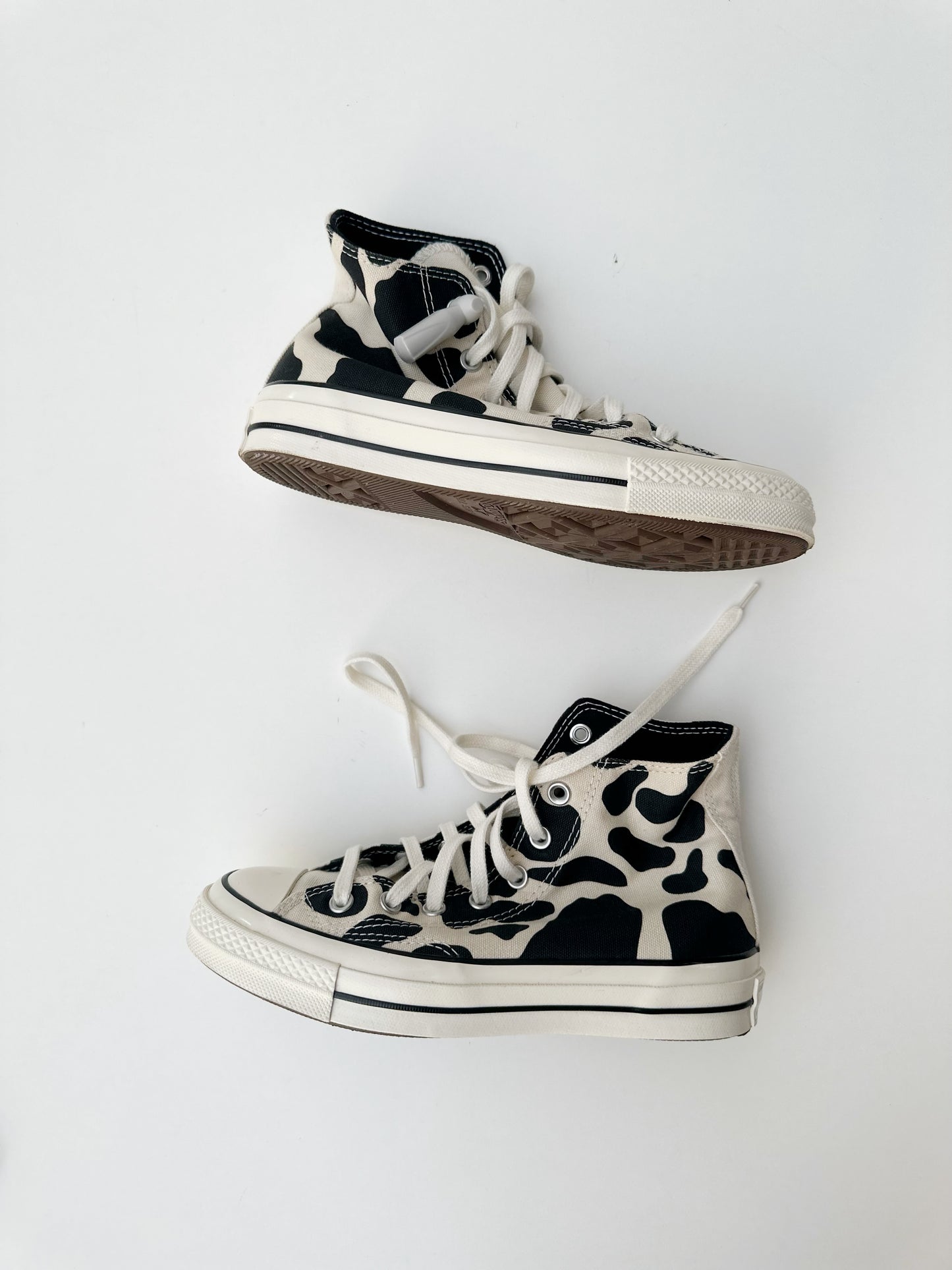 Converse All Star Cow Print sz 7.5