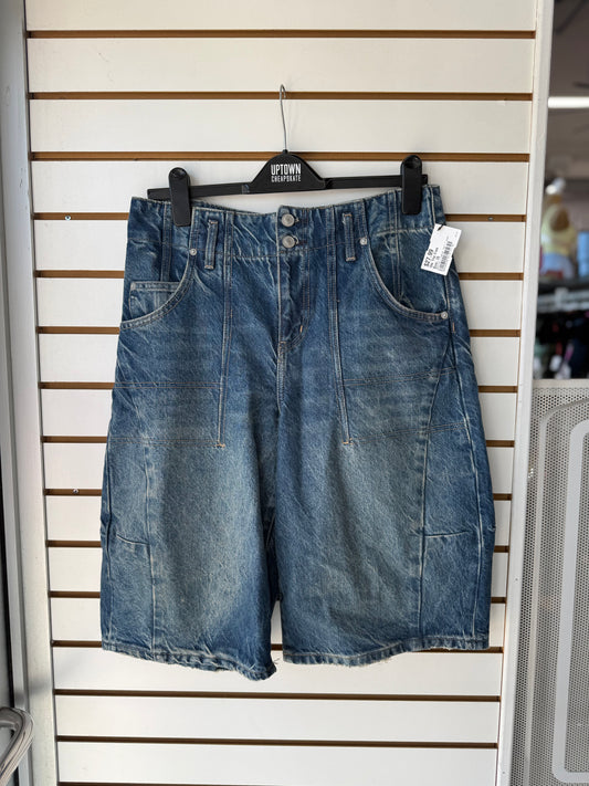 We the Free Barrel shorts size 28