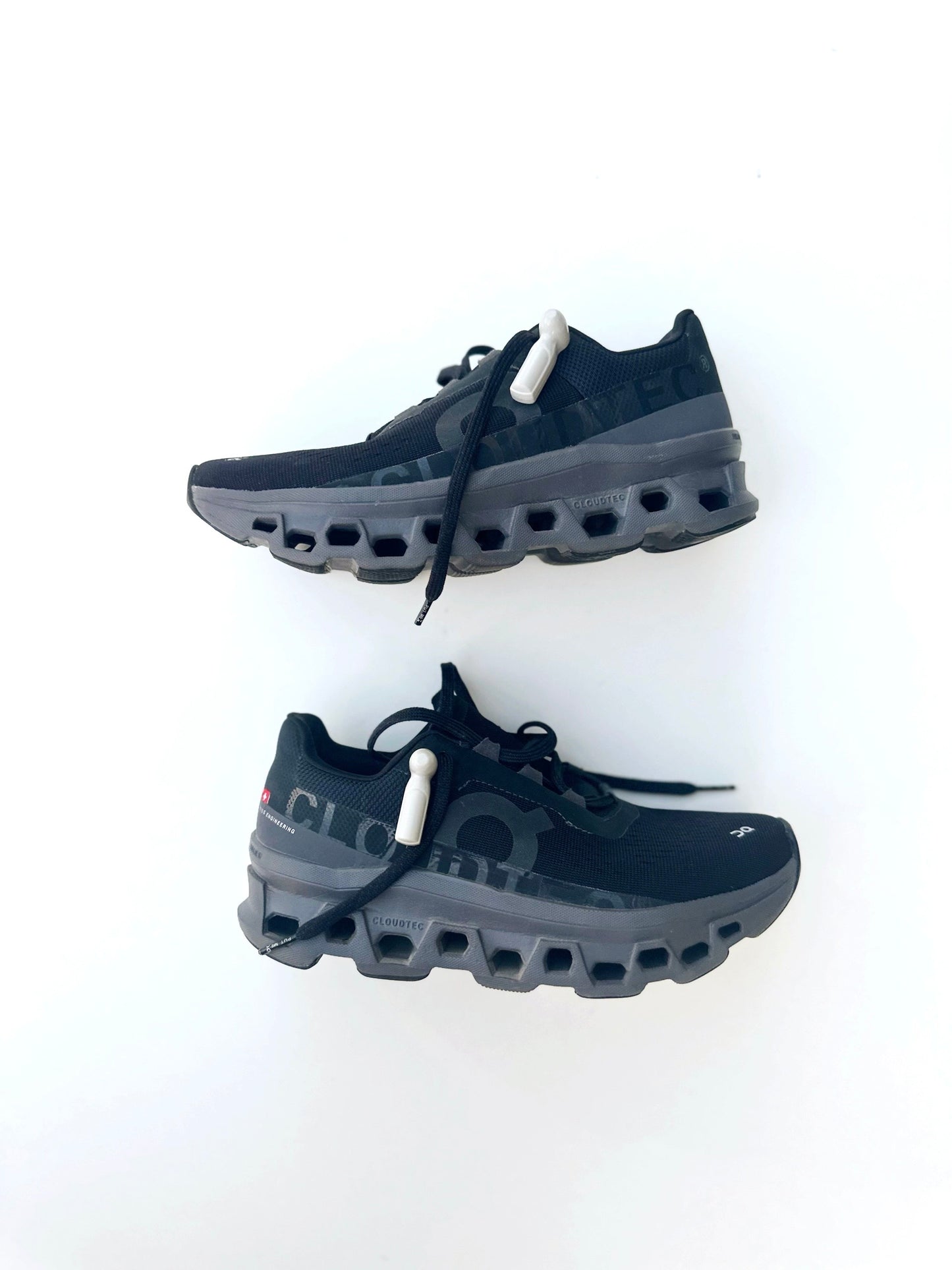 On Cloudmonster black running shoes size 7