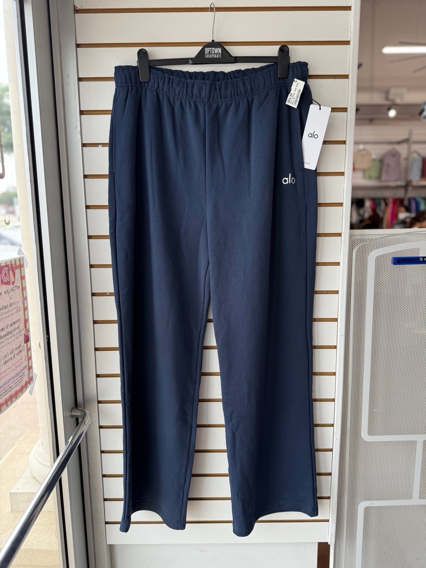 NWT ALO Yoga accolade straight leg sweatpants size XL