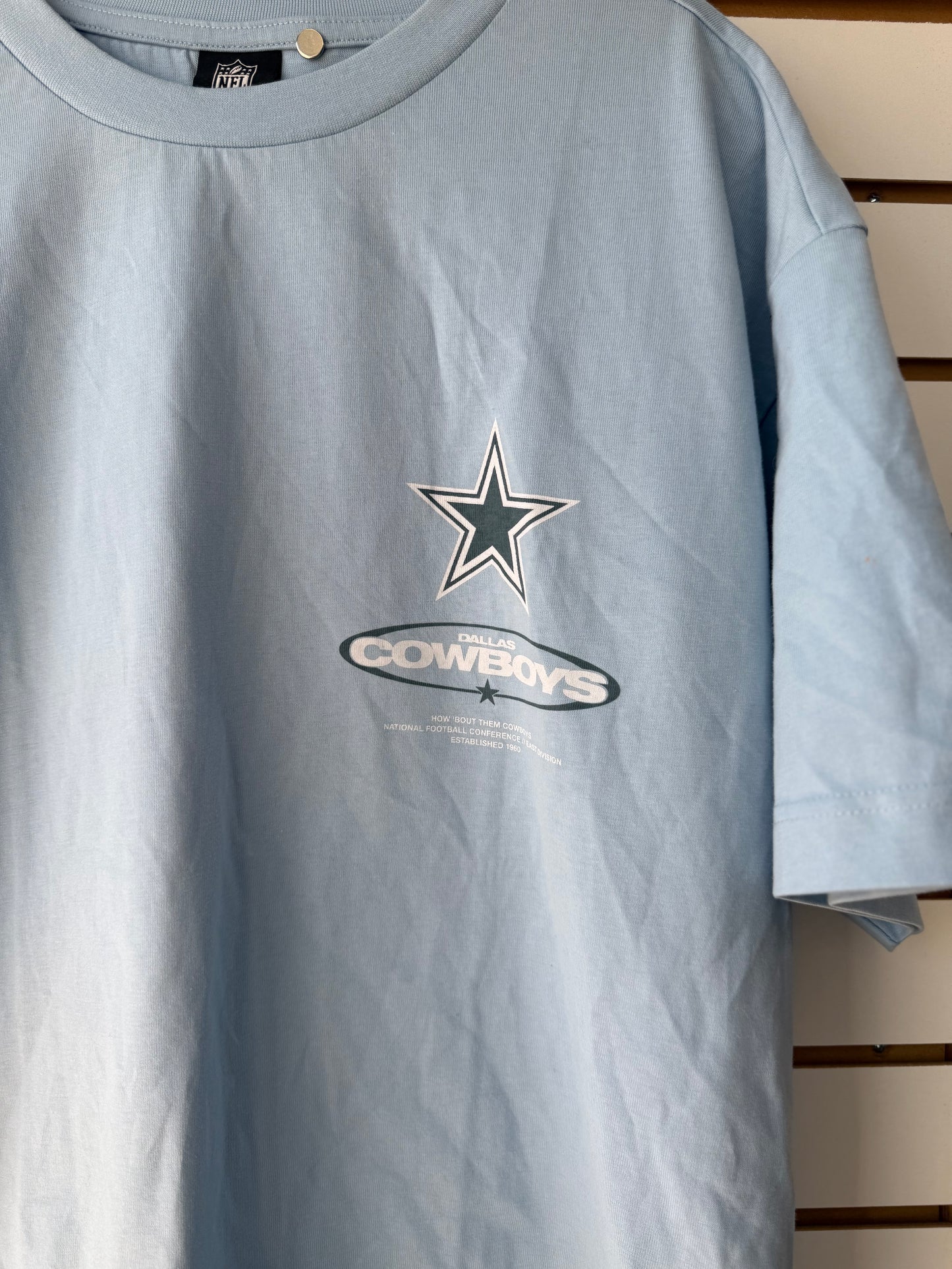 Cotton On men’s dallas cowboys tee size medium