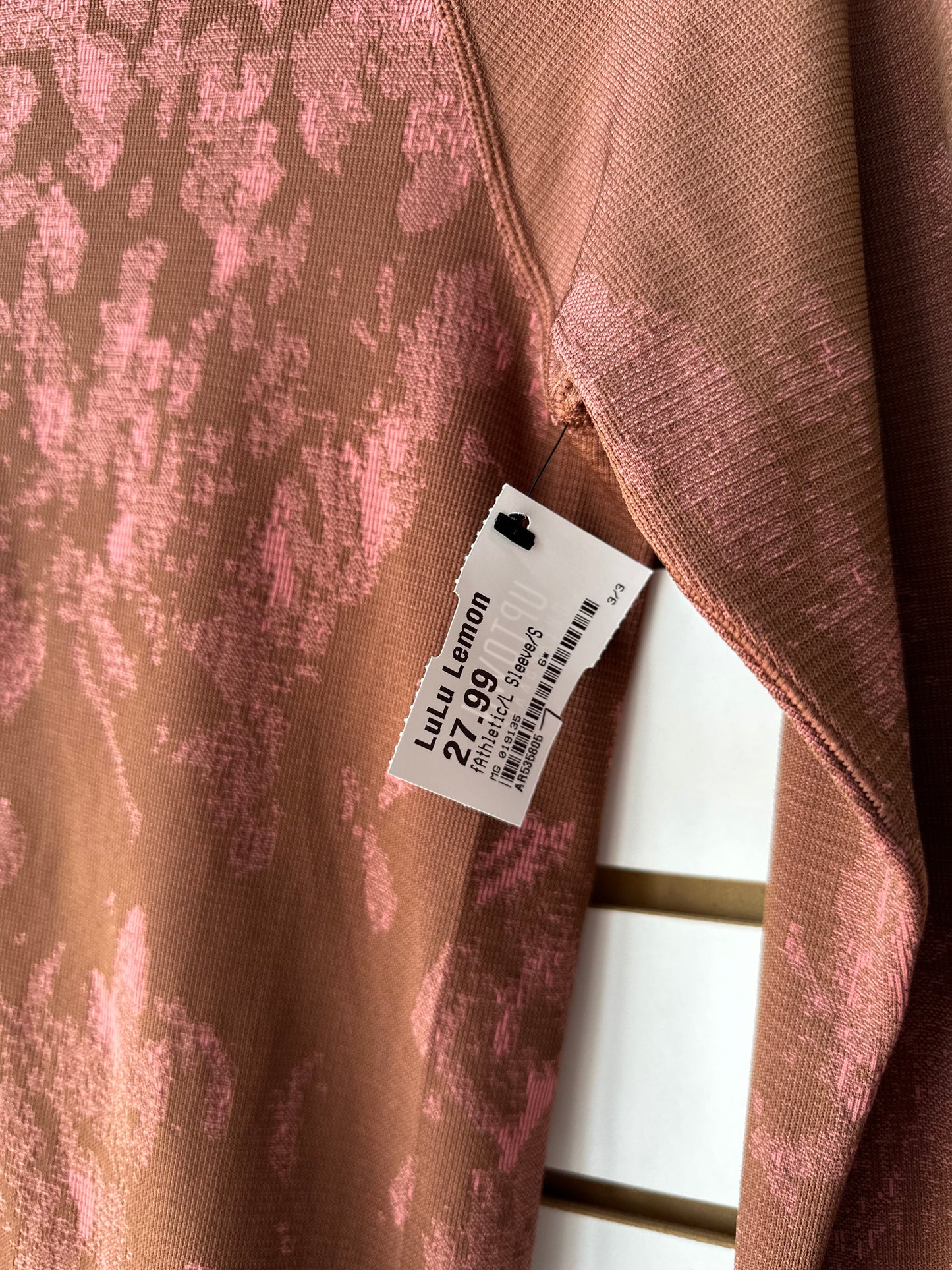 Lululemon Swiftly Tech long sleeve size 4 shadow bloom roasted