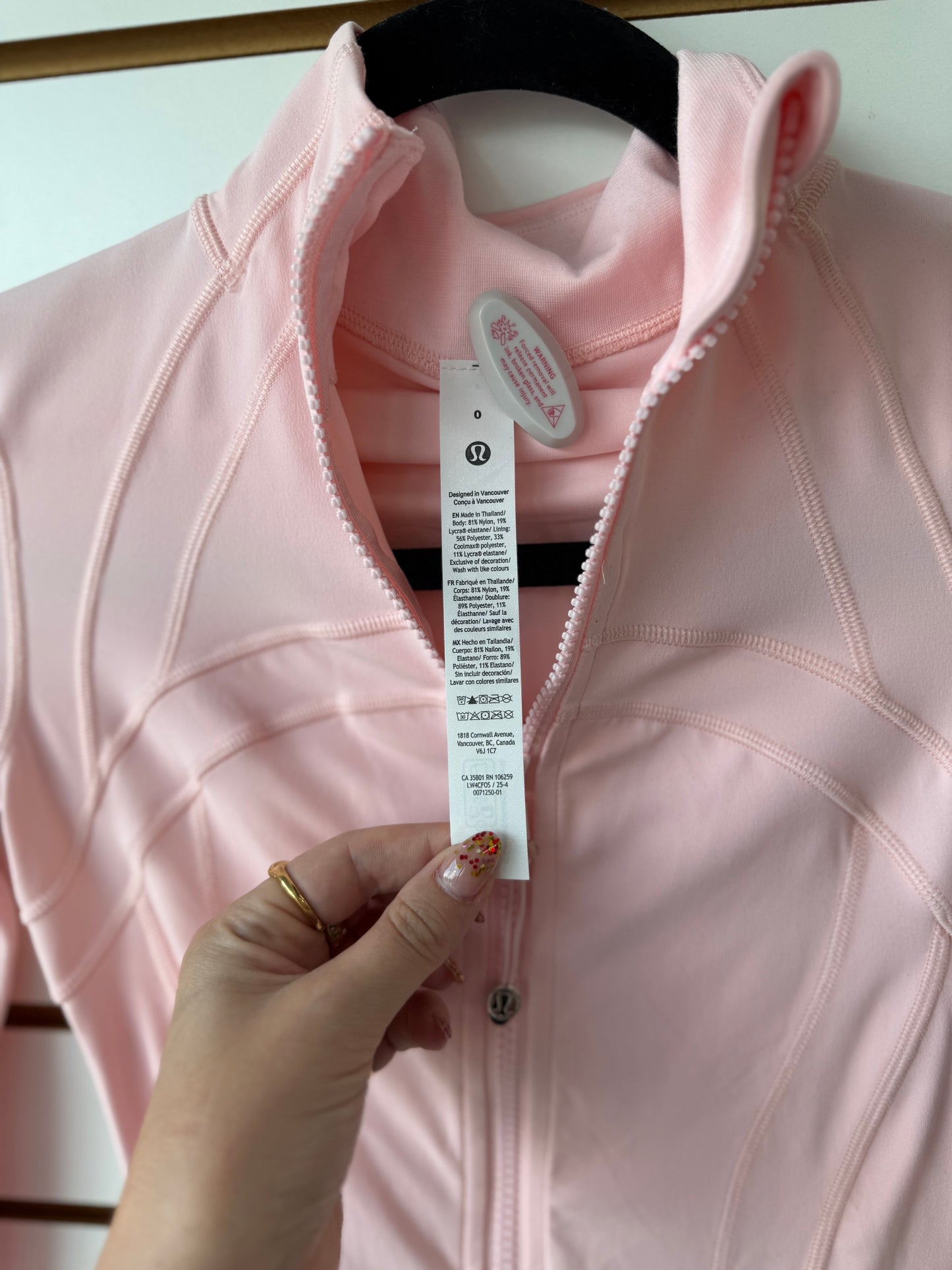 NWT Lululemon define jacket strawberry milkshake size 0