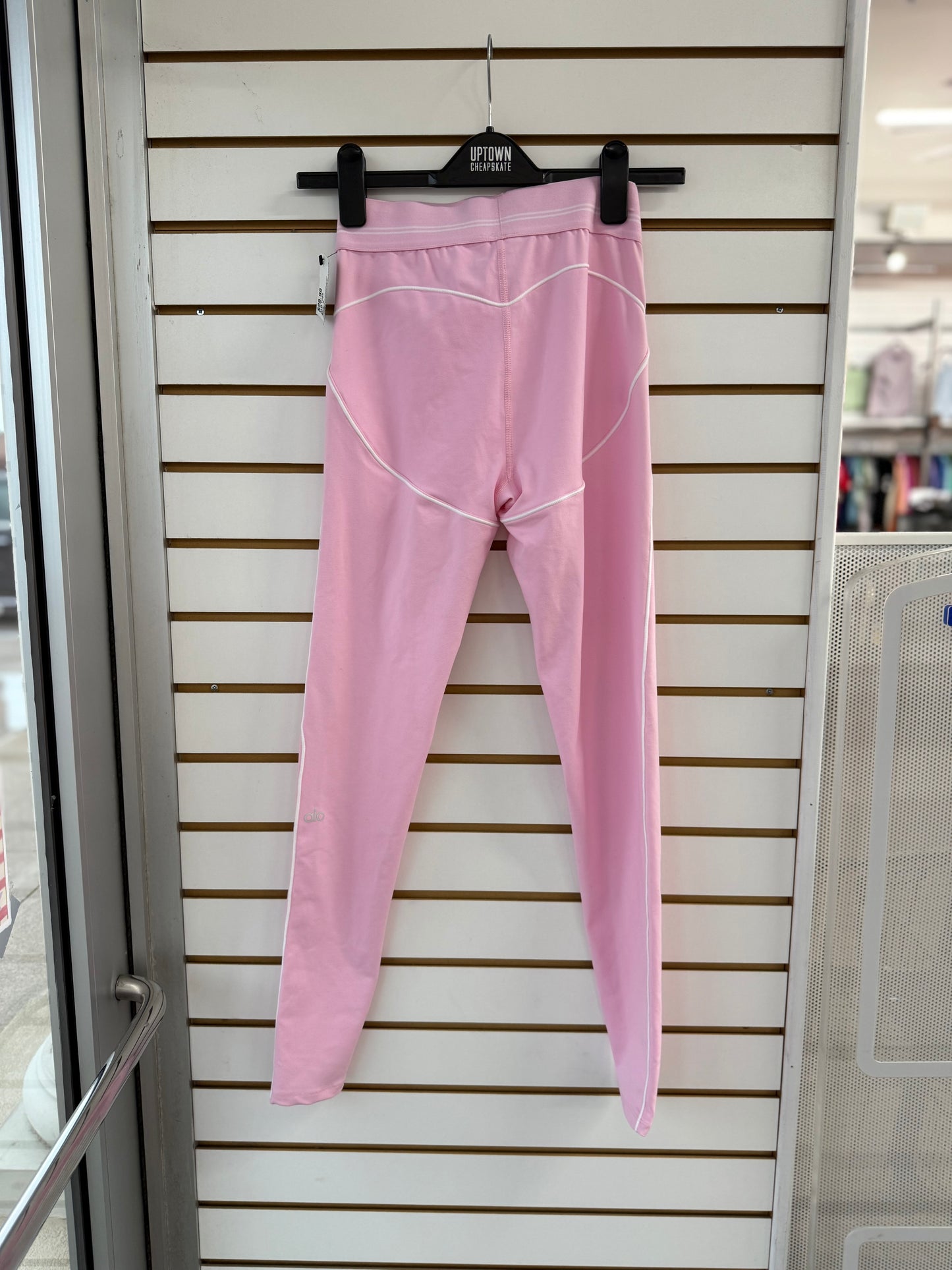 ALO pink heartthrob leggings size small (light marks on waistband)