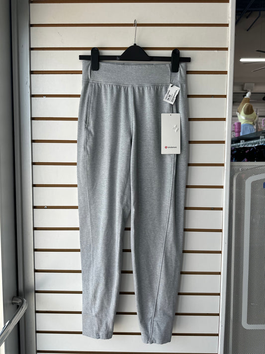NWT Lululemon It’s Rulu Run HR Jogger Fleece sz 6 gray