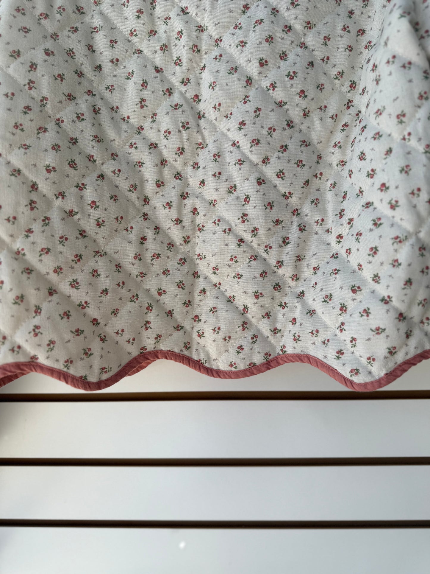 Storia pink and cream floral quilted tie jacket size large