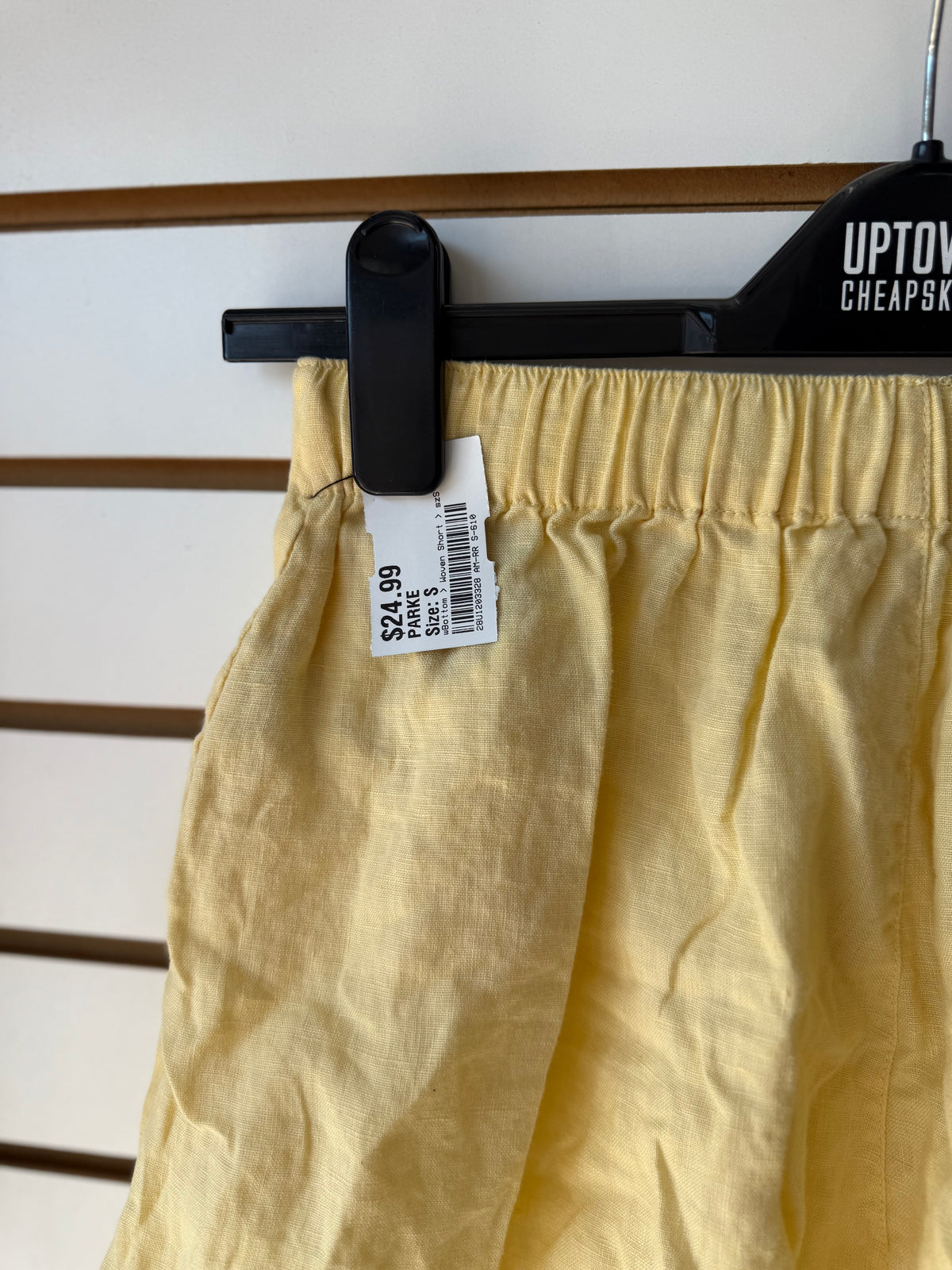 Parke yellow linen shorts size small (small flaw on back)
